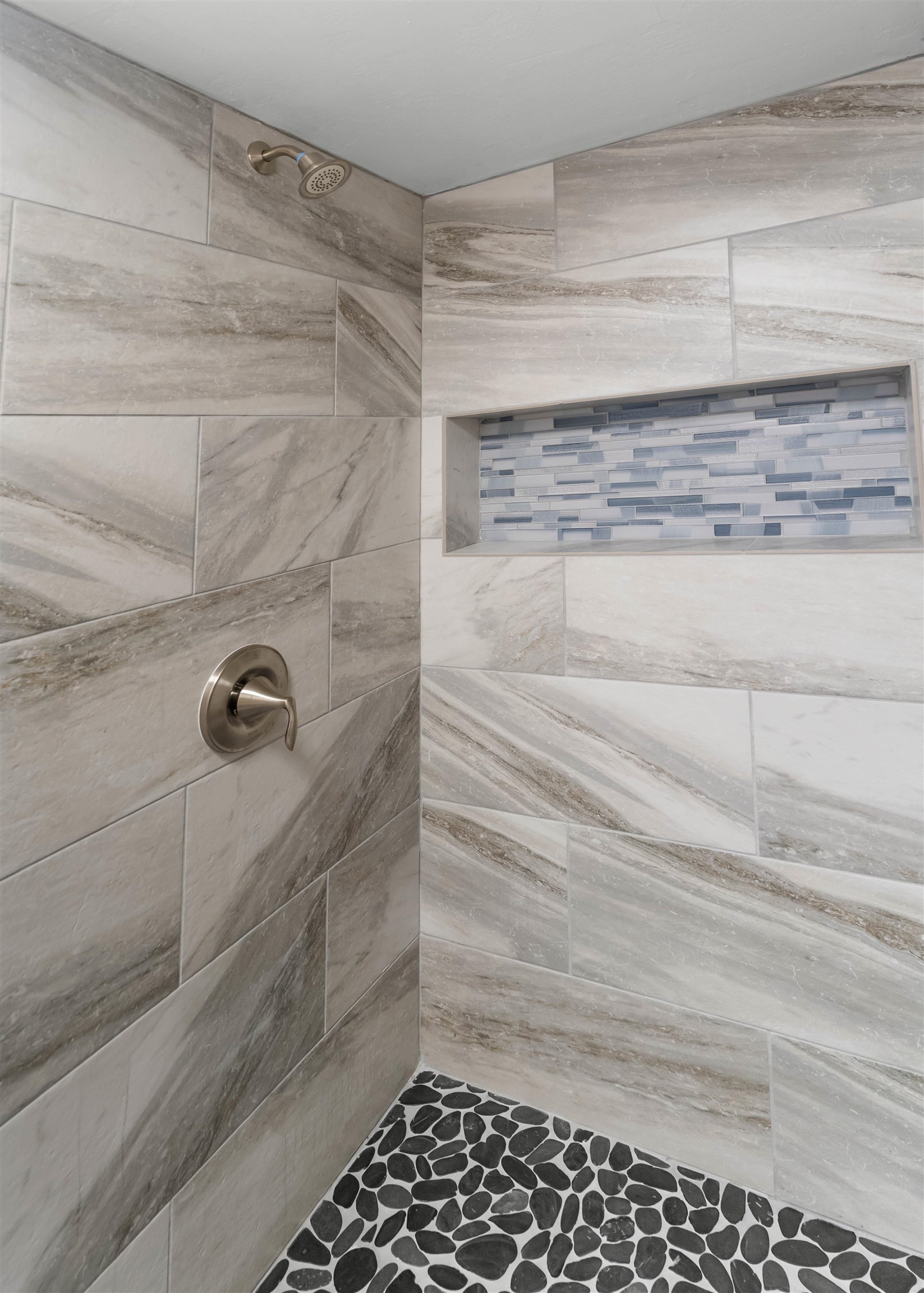 Harbor Lights condo # D328, Kahului, Hawaii - photo 14 of 27