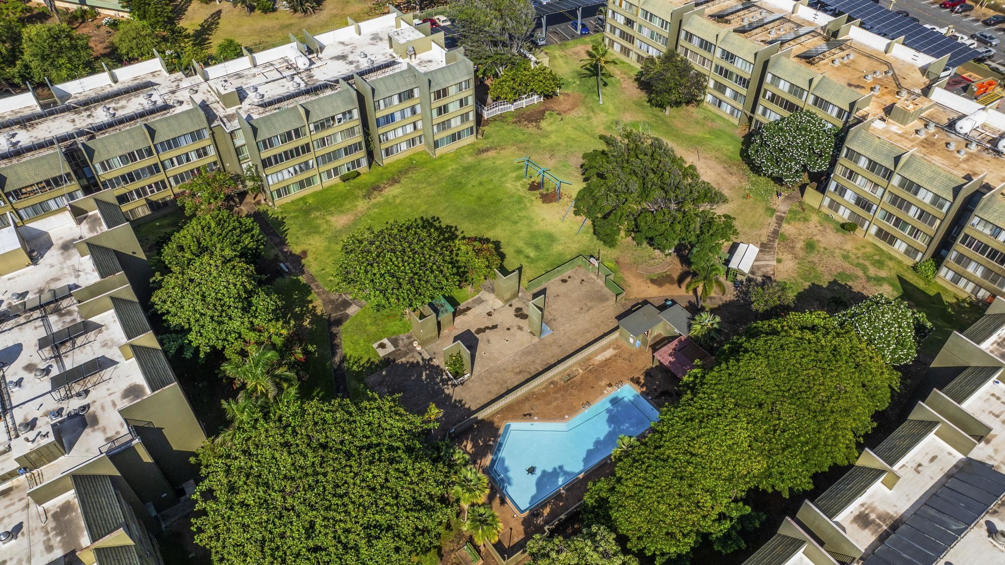 Harbor Lights condo # D402, Kahului, Hawaii - photo 27 of 35