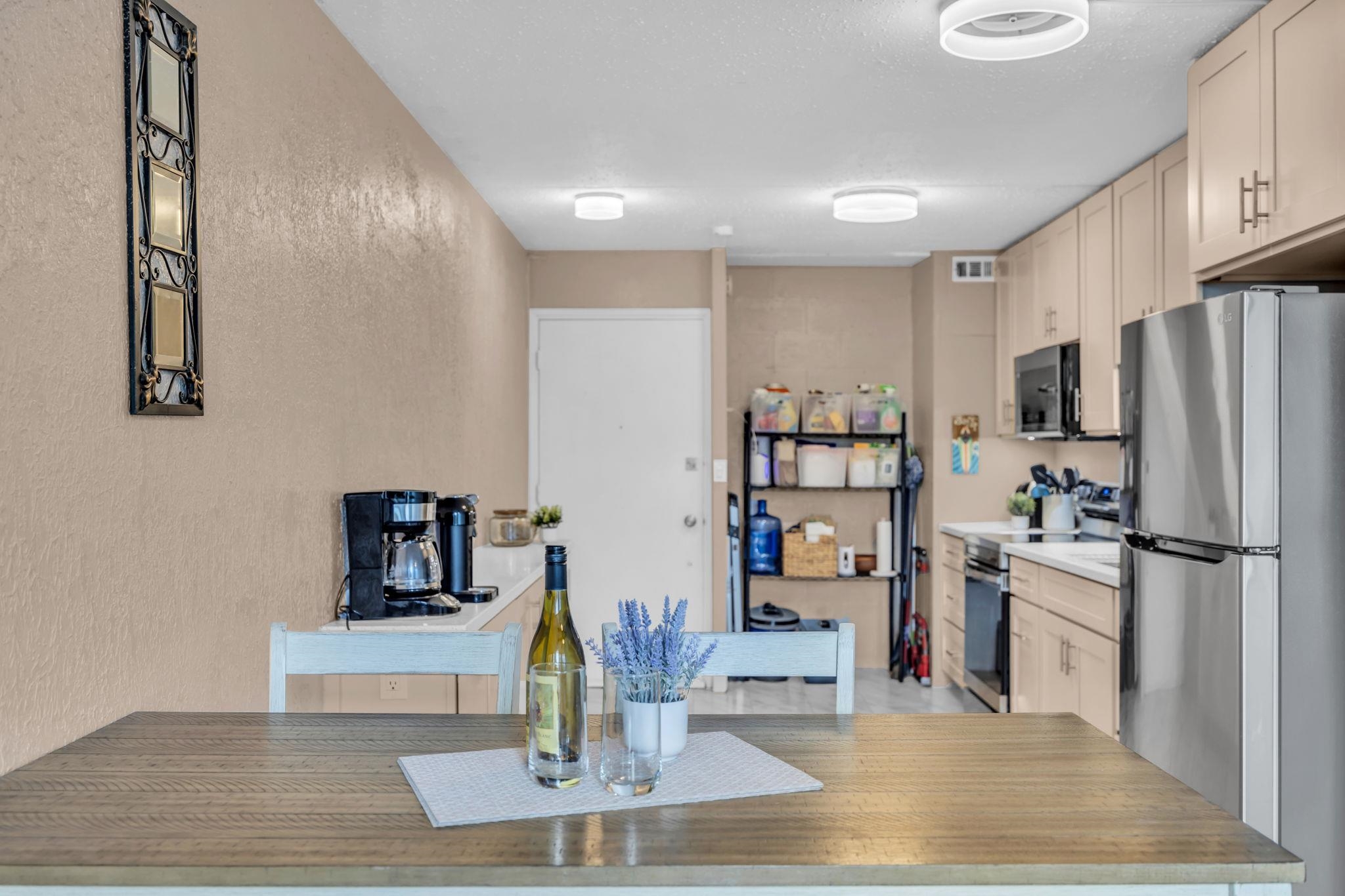 Harbor Lights condo # D402, Kahului, Hawaii - photo 5 of 35