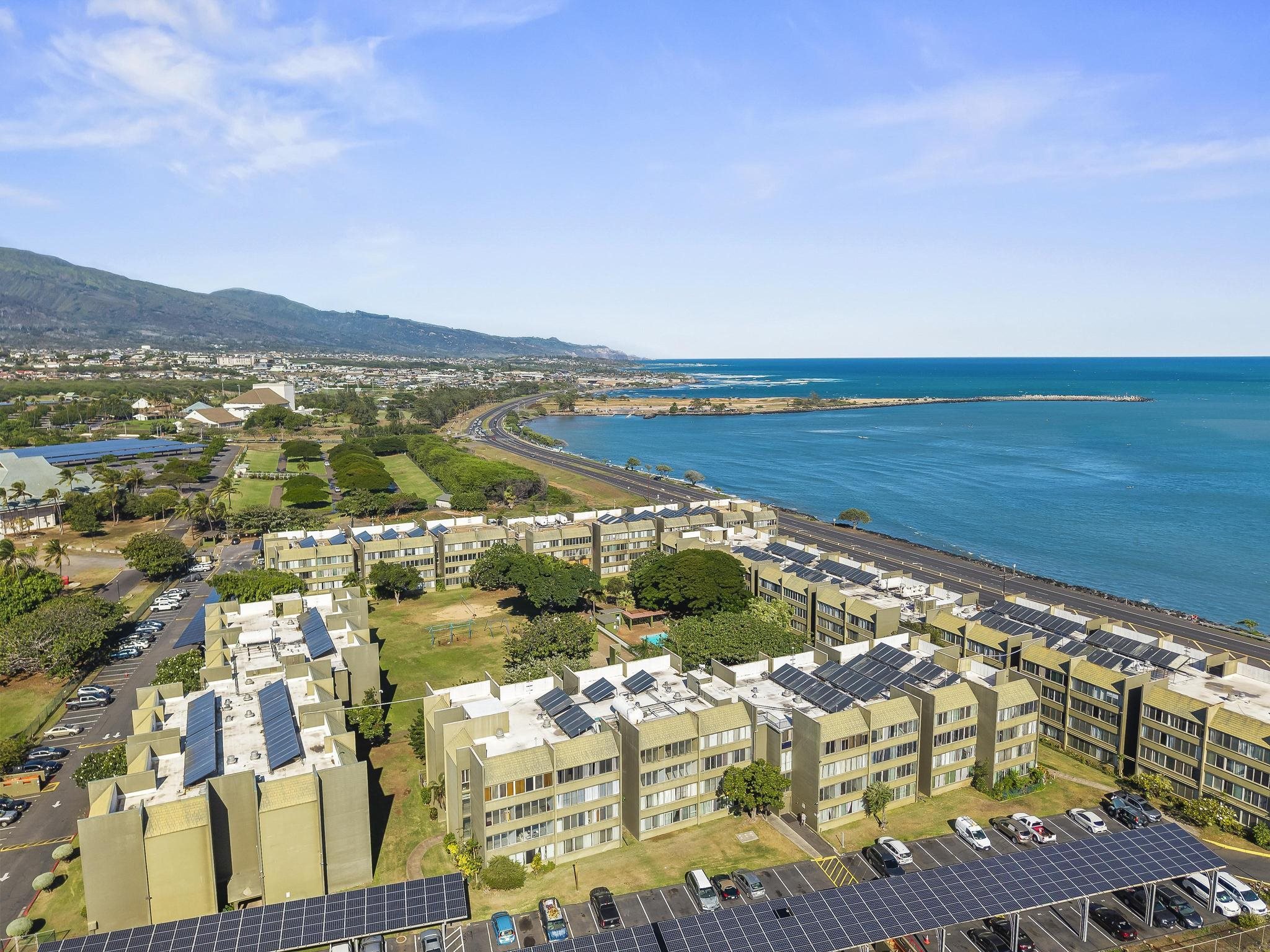 Harbor Lights condo # D406, Kahului, Hawaii - photo 3 of 30