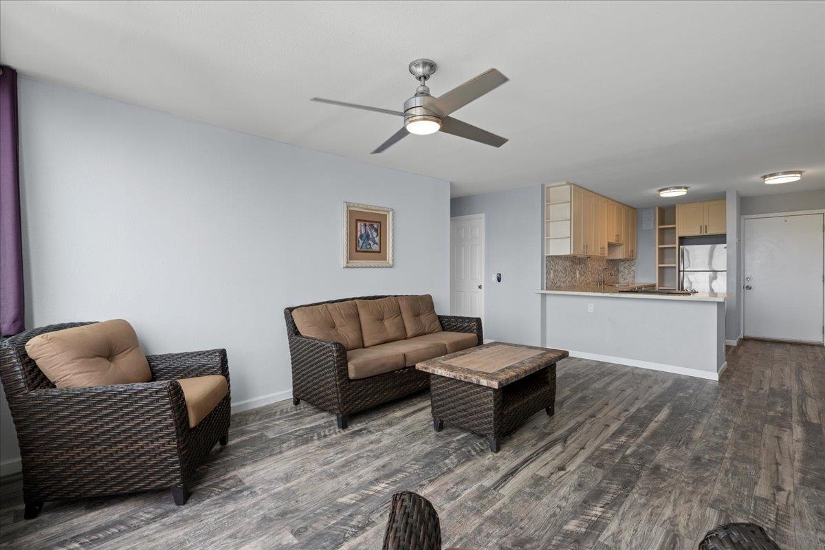 Harbor Lights condo # D 412, Kahului, Hawaii - photo 17 of 37