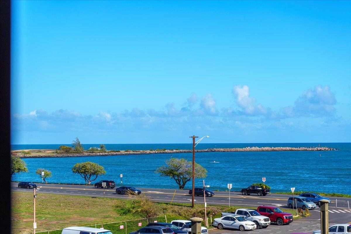 Harbor Lights condo # D 412, Kahului, Hawaii - photo 4 of 37