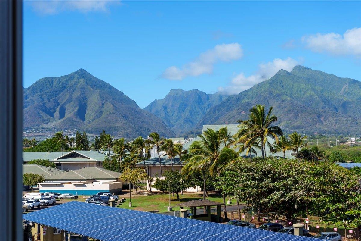 Harbor Lights condo # D 412, Kahului, Hawaii - photo 8 of 37