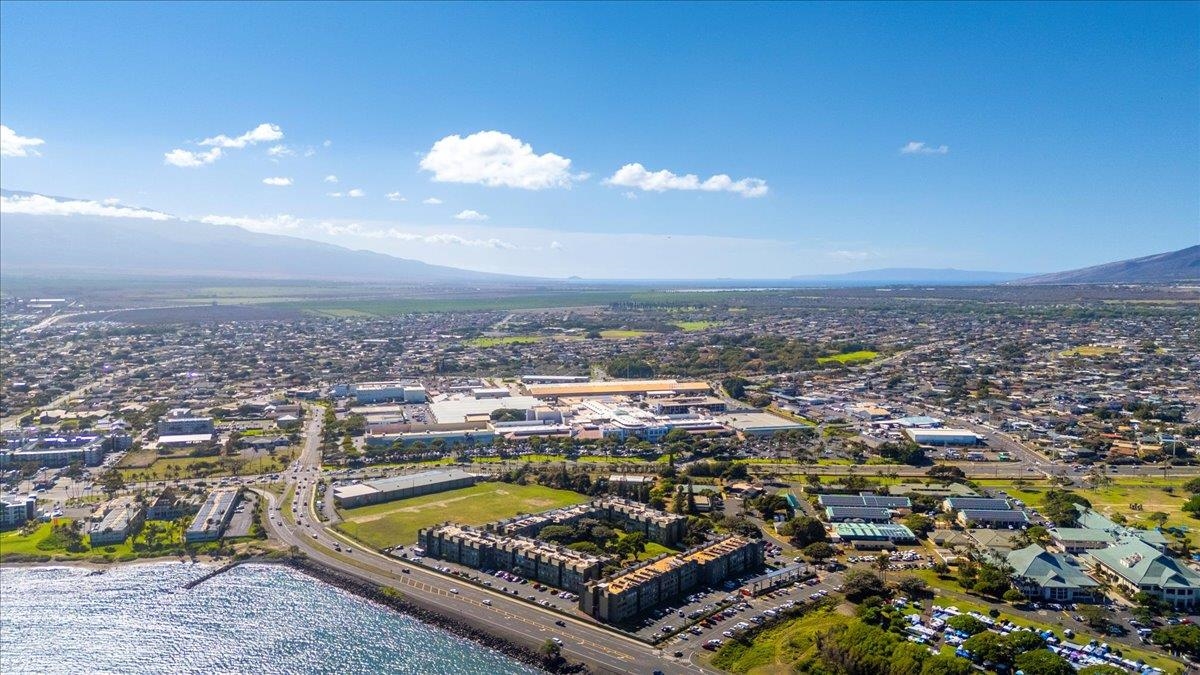Harbor Lights condo # D 412, Kahului, Hawaii - photo 10 of 37