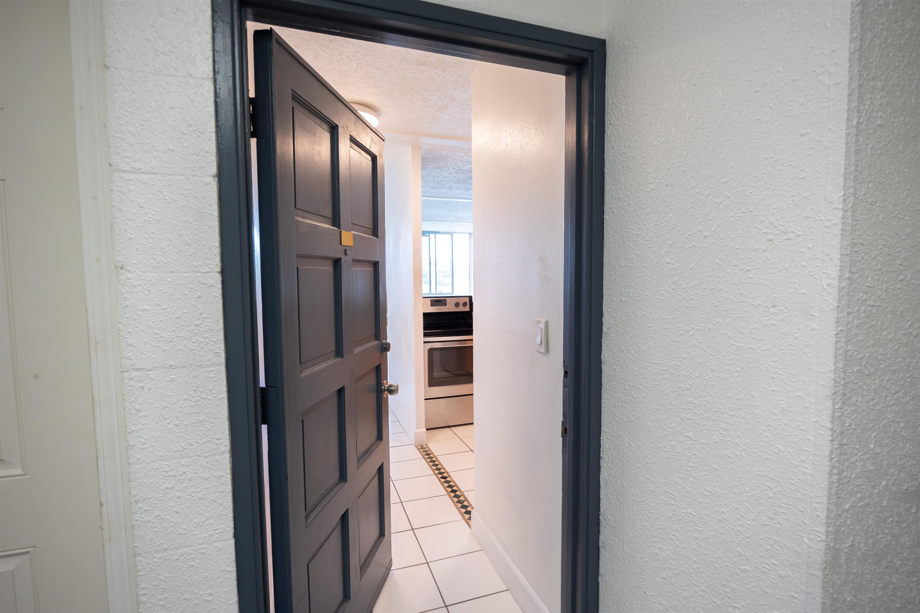 Harbor Lights condo # D420, Kahului, Hawaii - photo 2 of 23