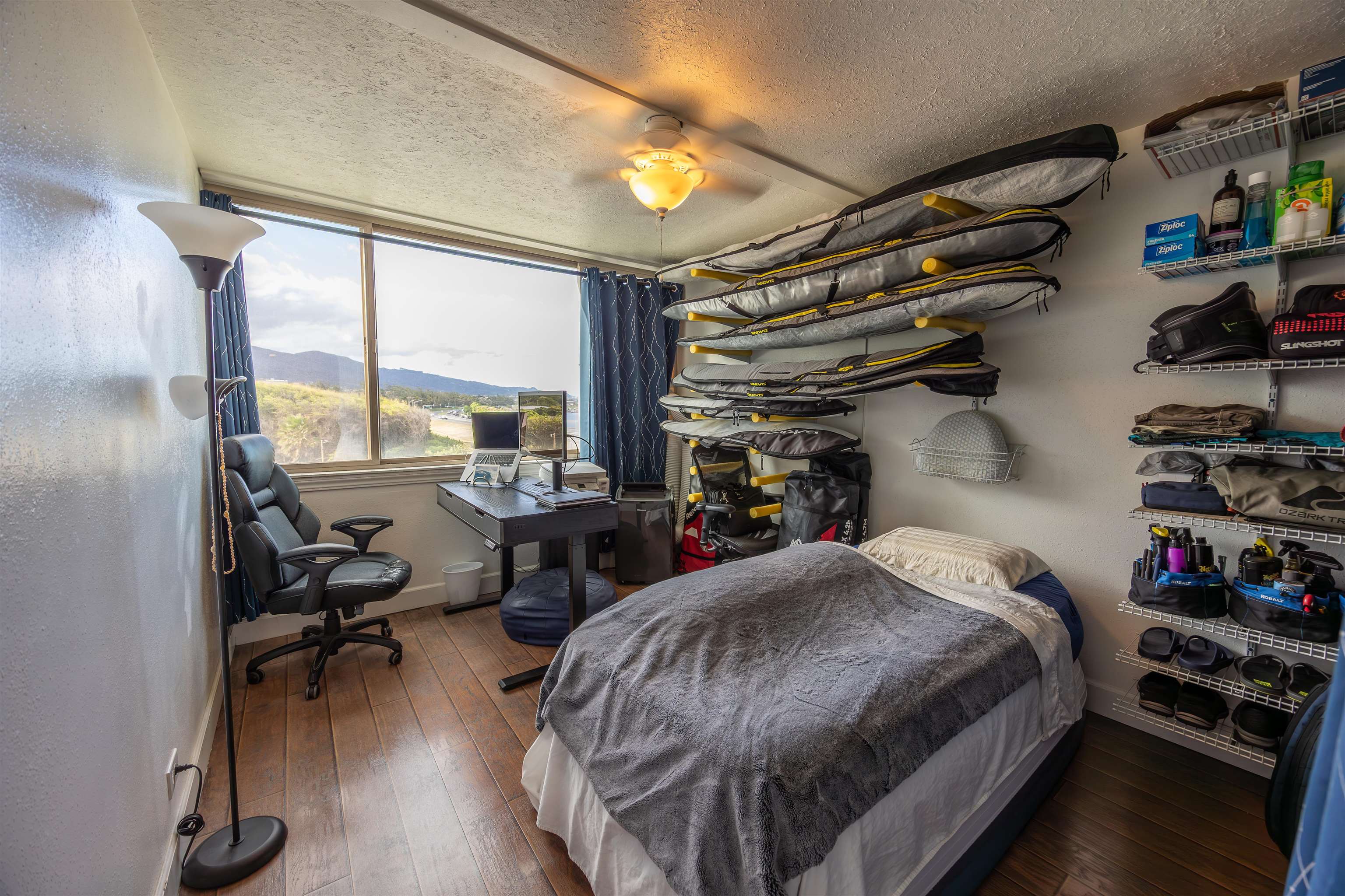 Harbor Lights condo # D420, Kahului, Hawaii - photo 16 of 23