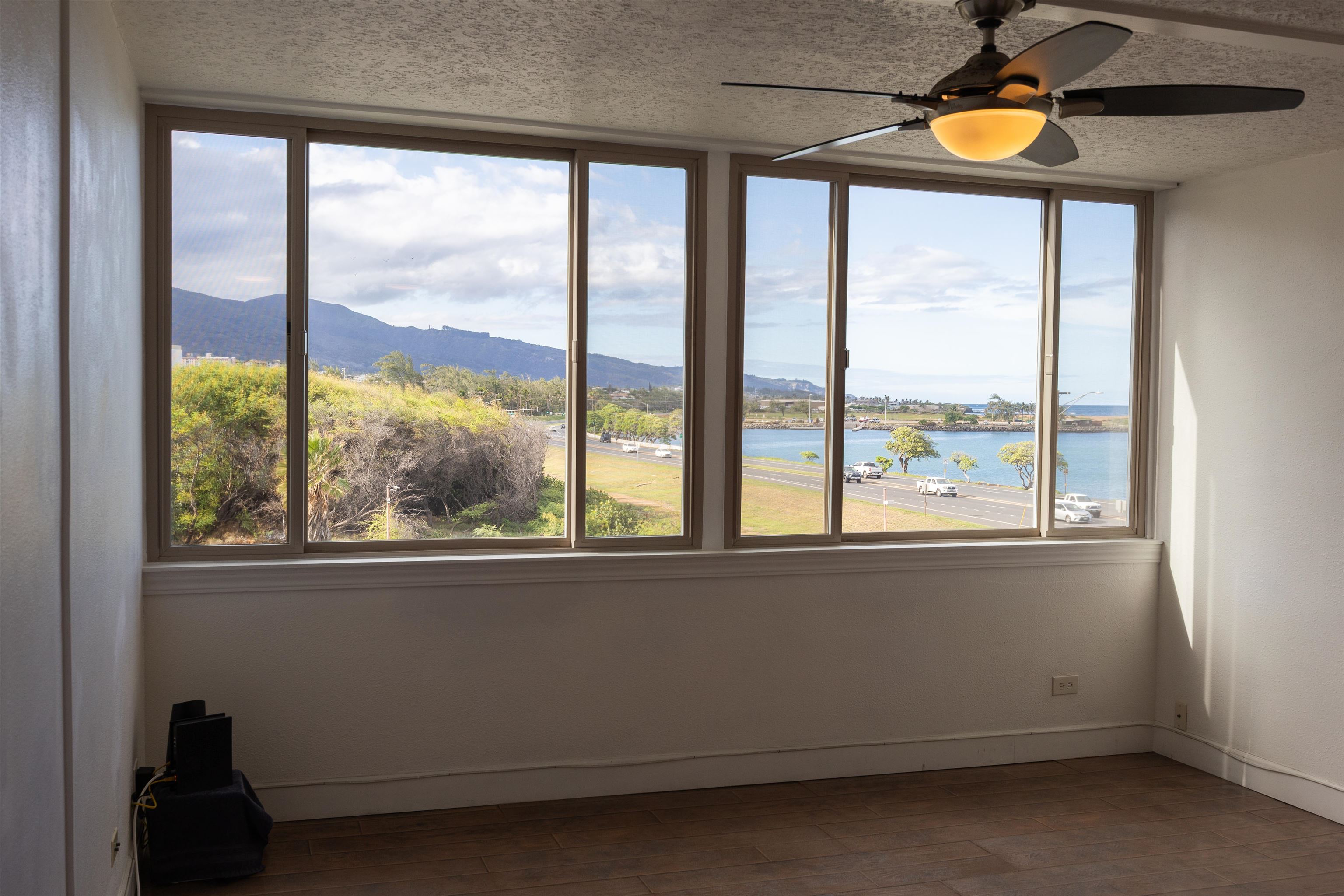 Harbor Lights condo # D420, Kahului, Hawaii - photo 4 of 23