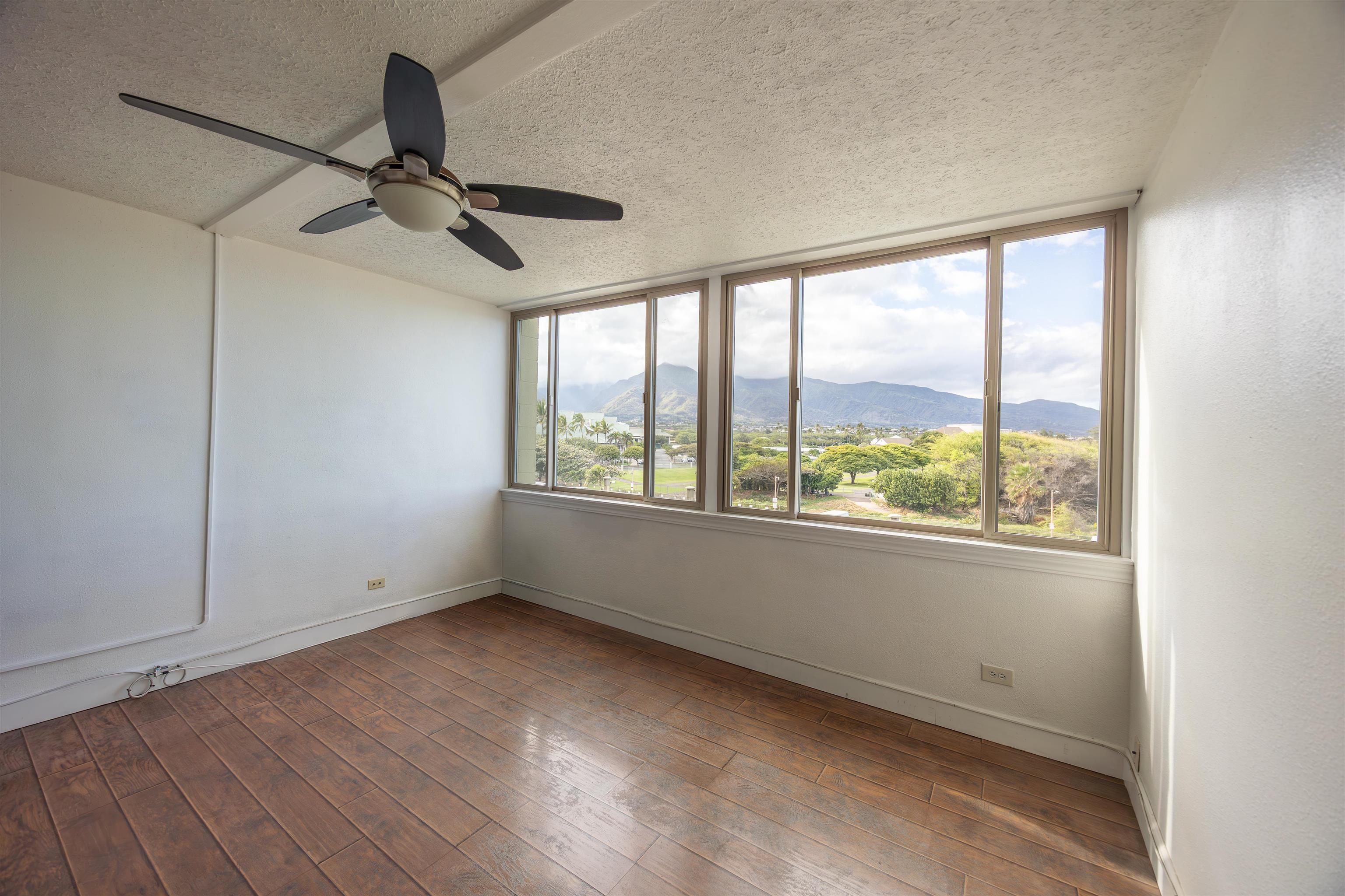 Harbor Lights condo # D420, Kahului, Hawaii - photo 19 of 23