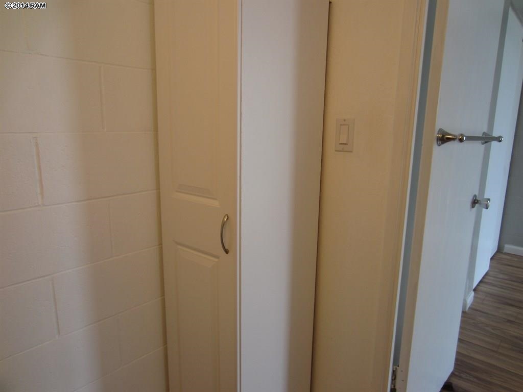 Harbor Lights condo # B416, Kahului, Hawaii - photo 19 of 28