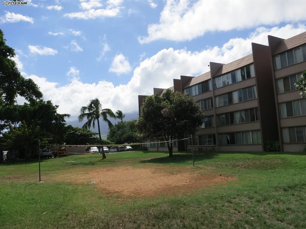 Harbor Lights condo # B416, Kahului, Hawaii - photo 24 of 28