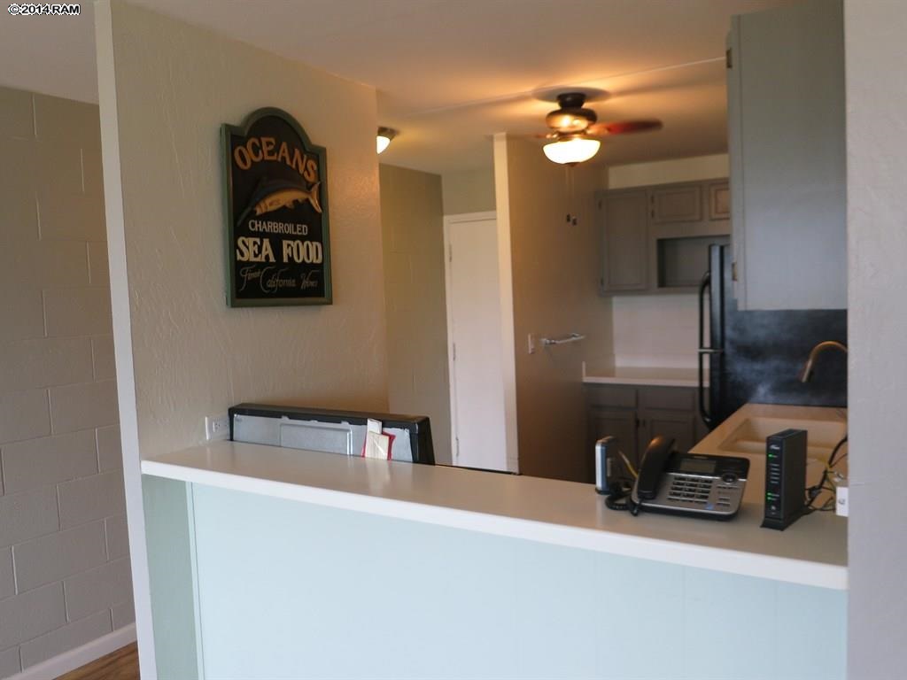 Harbor Lights condo # B416, Kahului, Hawaii - photo 5 of 28