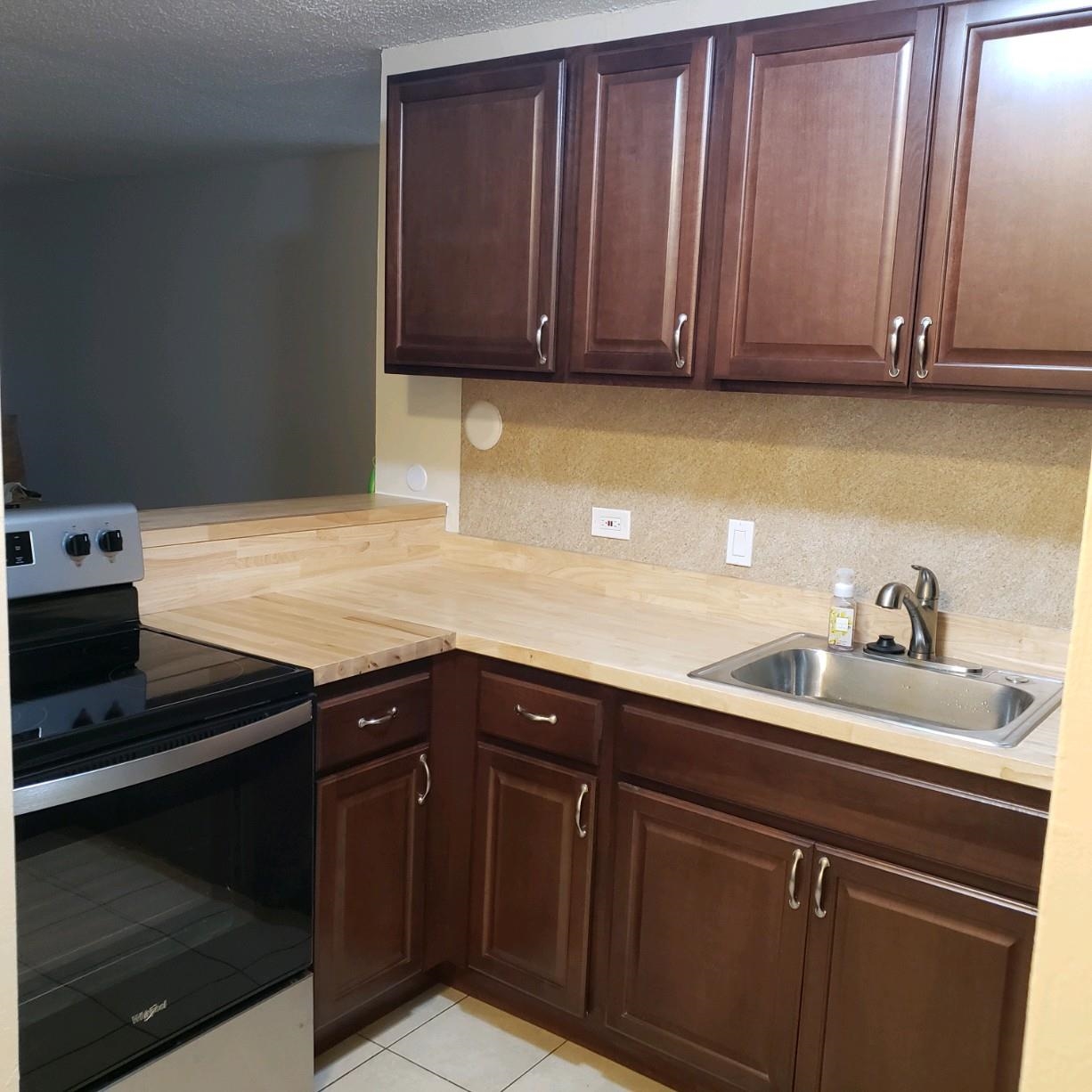 Harbor Lights condo # C414, Kahului, Hawaii - photo 7 of 23