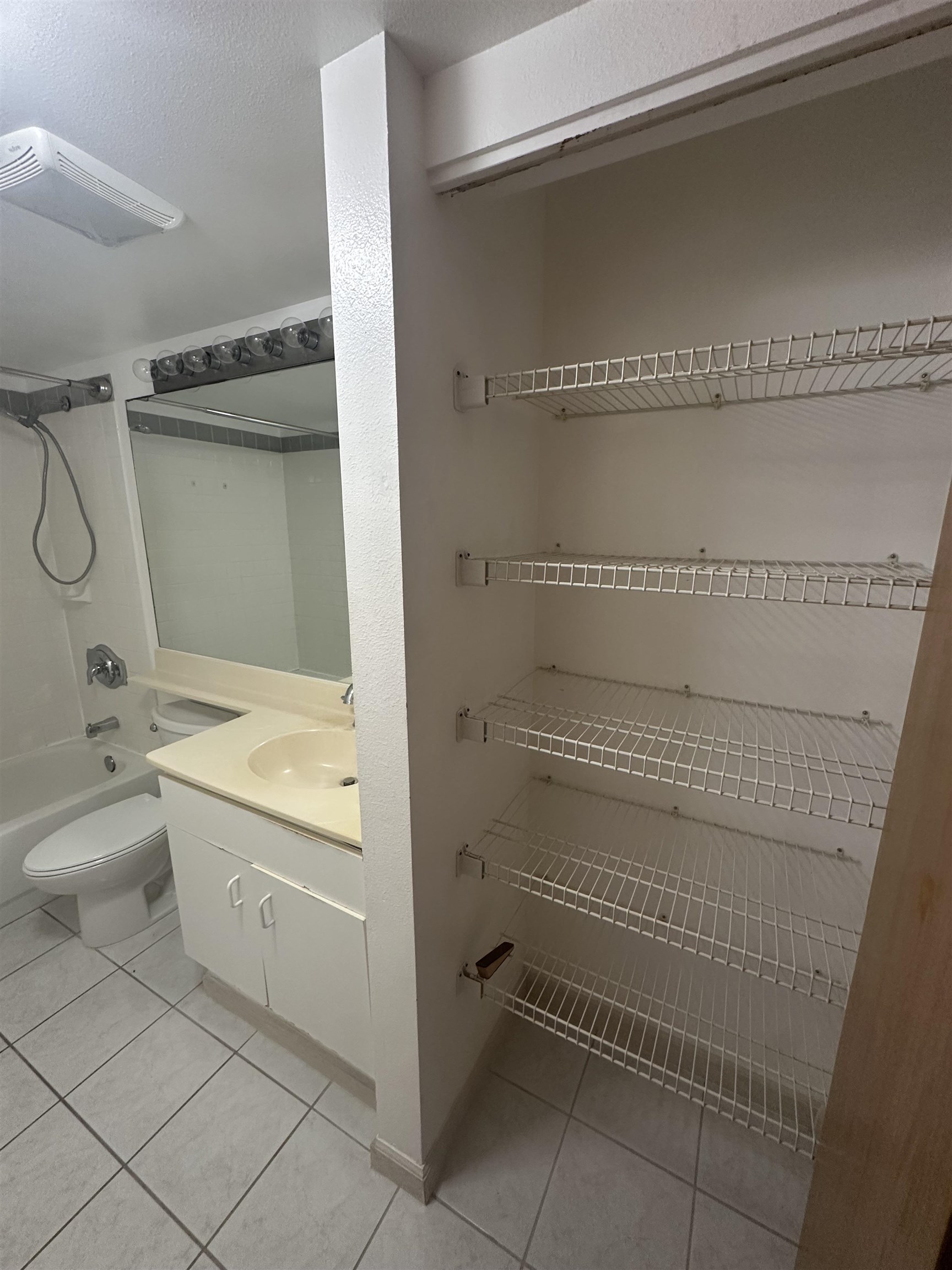 Iao Parkside III condo # 28-102, Wailuku, Hawaii - photo 27 of 50