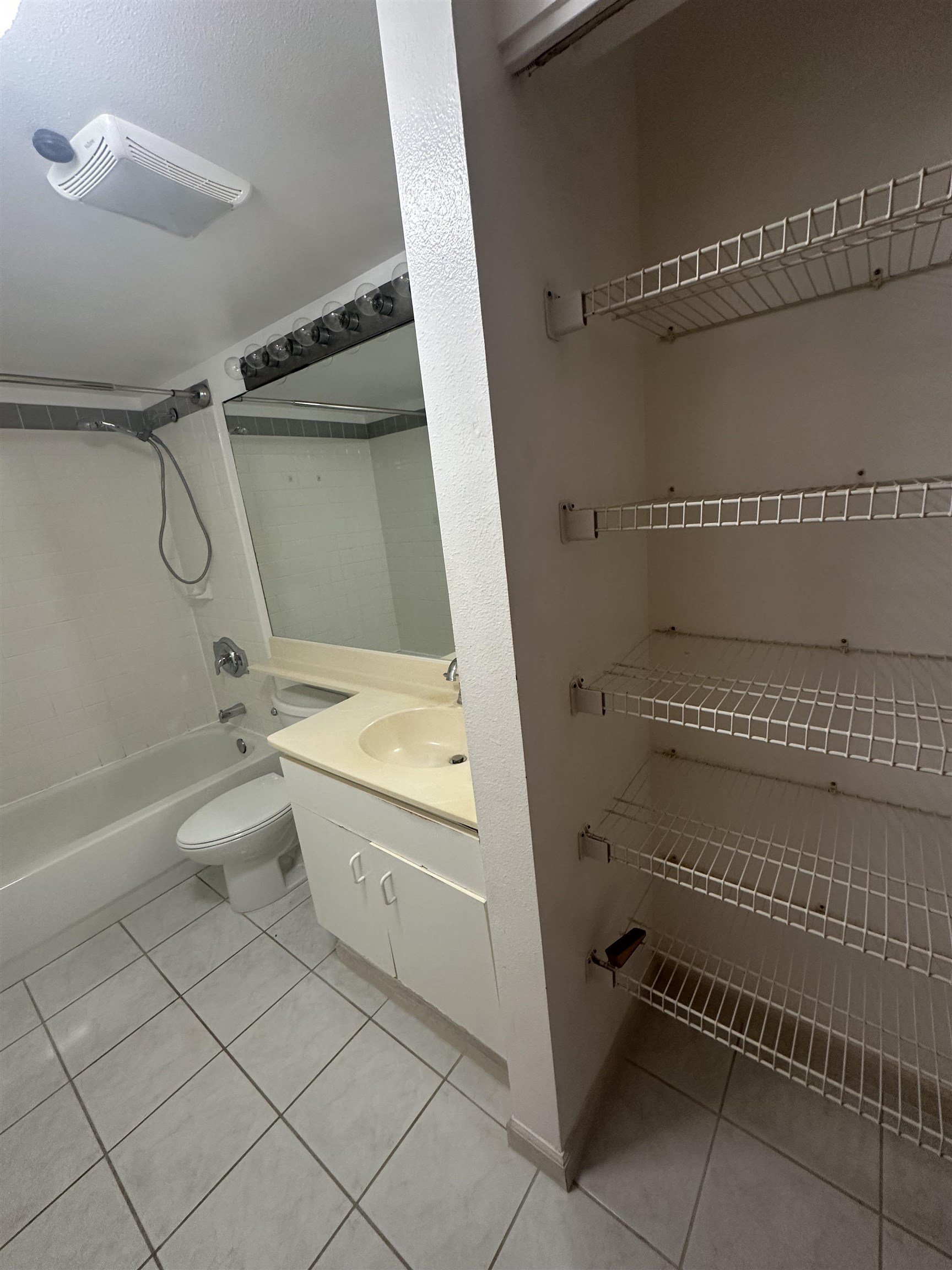 Iao Parkside III condo # 28-102, Wailuku, Hawaii - photo 28 of 50