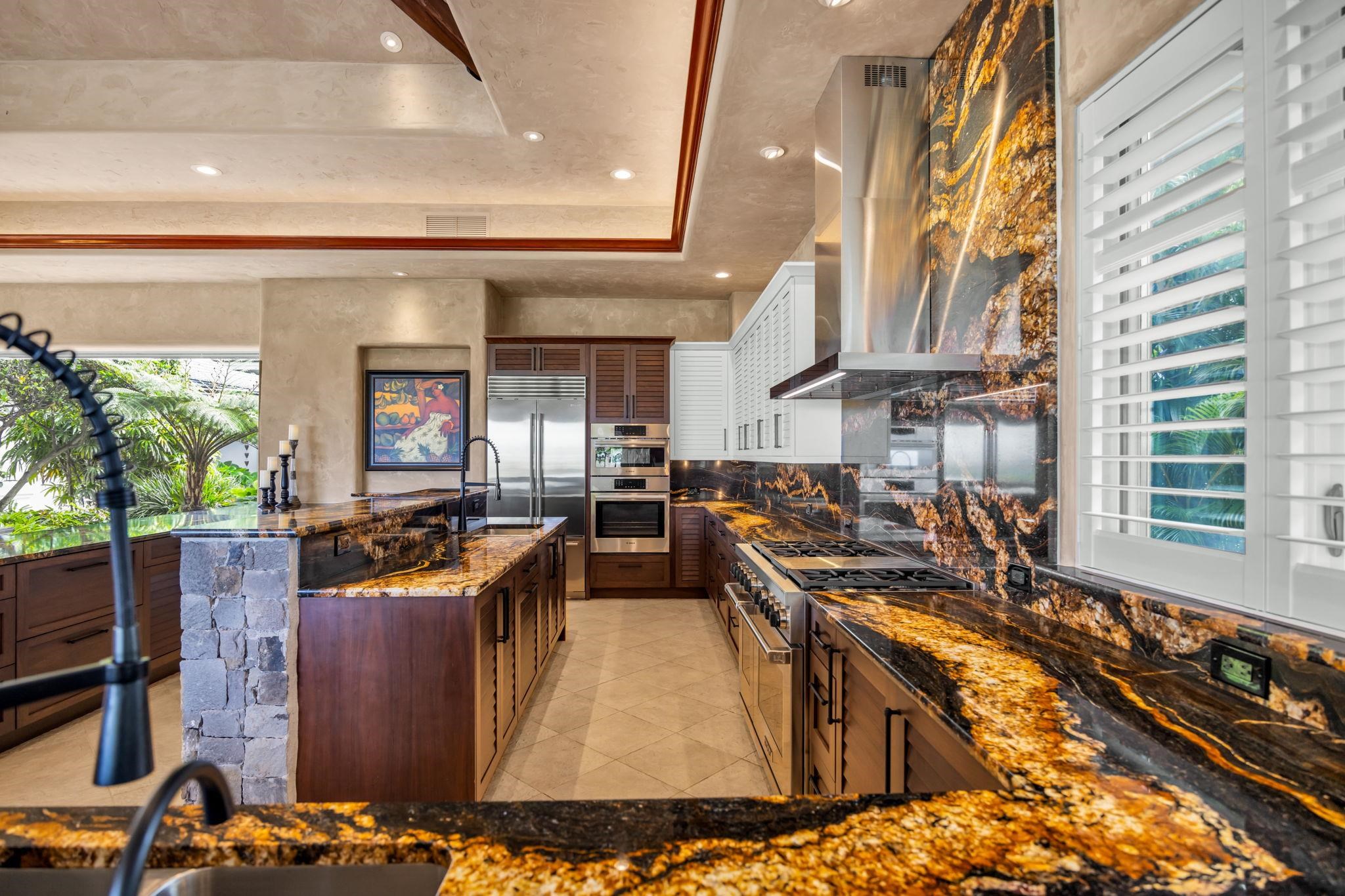 112  Pulelehua St Kapalua, Kapalua home - photo 16 of 50