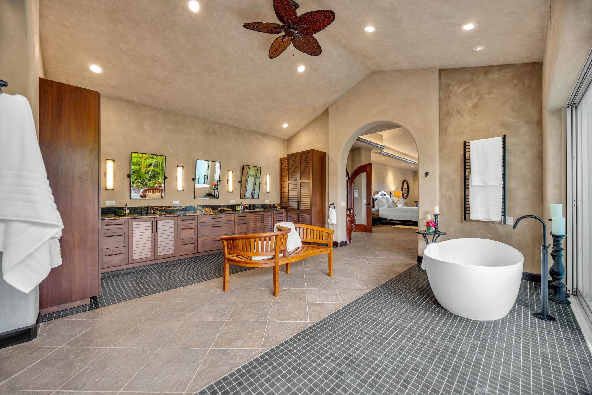 112  Pulelehua St Kapalua, Kapalua home - photo 33 of 50