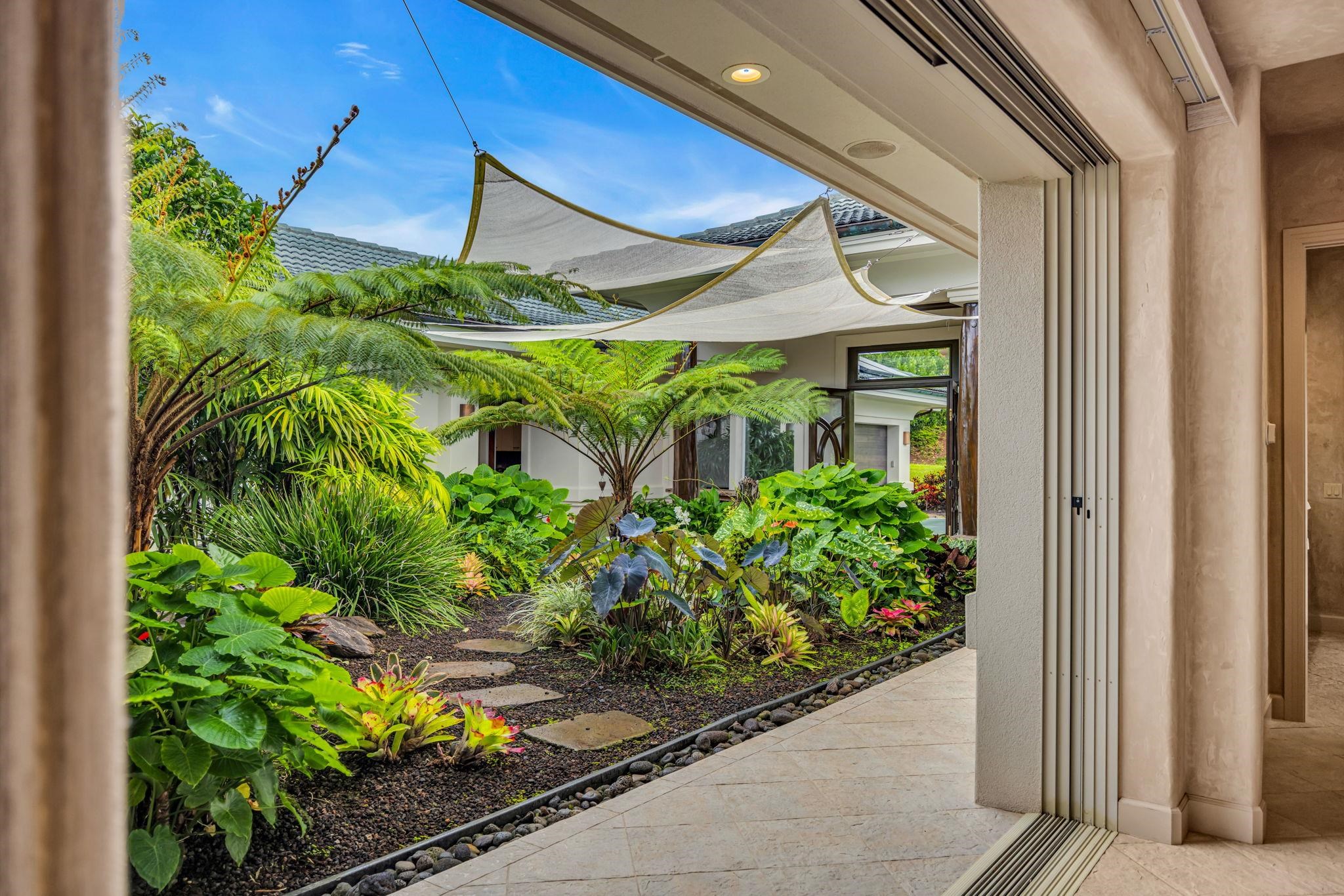 112  Pulelehua St Kapalua, Kapalua home - photo 38 of 50