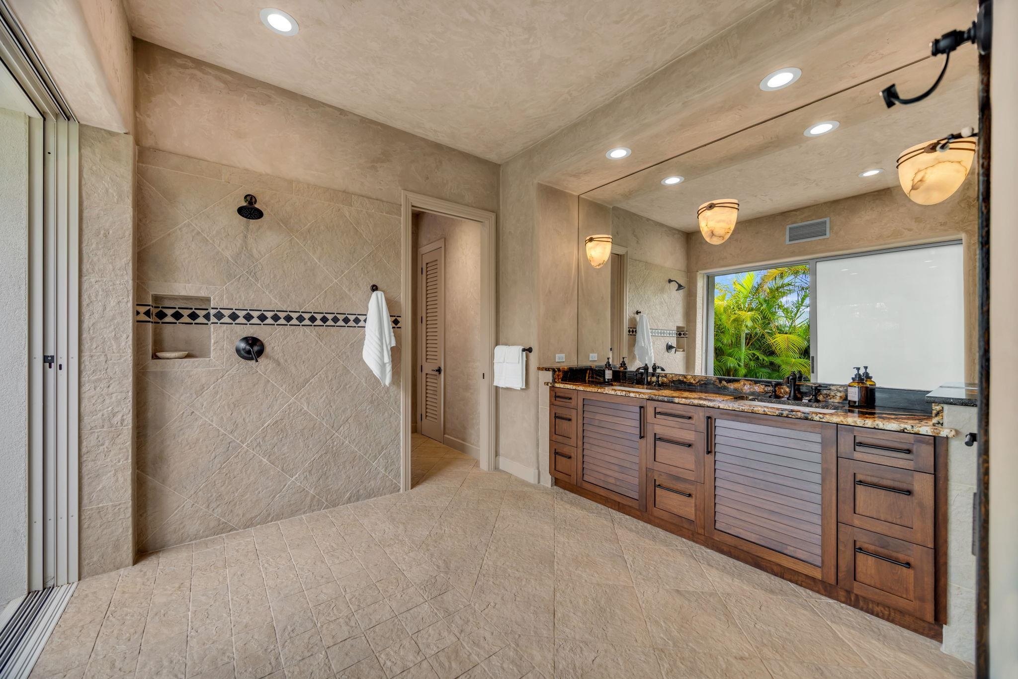 112  Pulelehua St Kapalua, Kapalua home - photo 40 of 50