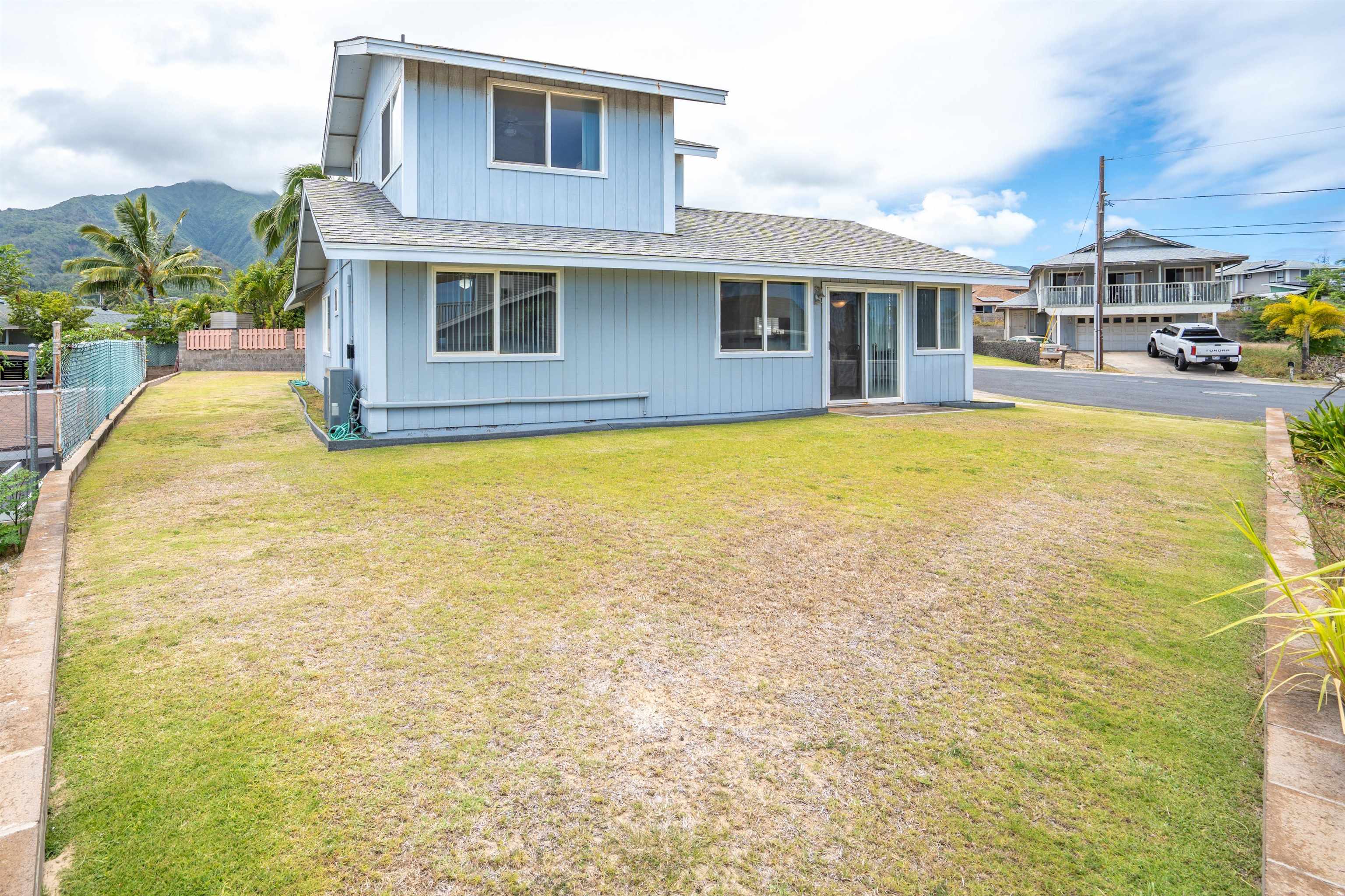 1125  Hoomau Pl , Wailuku home - photo 38 of 41