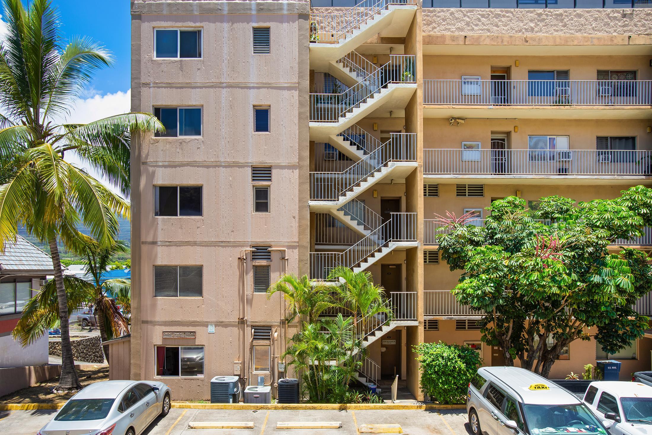 Parkview Square condo # 206, Wailuku, Hawaii - photo 23 of 27