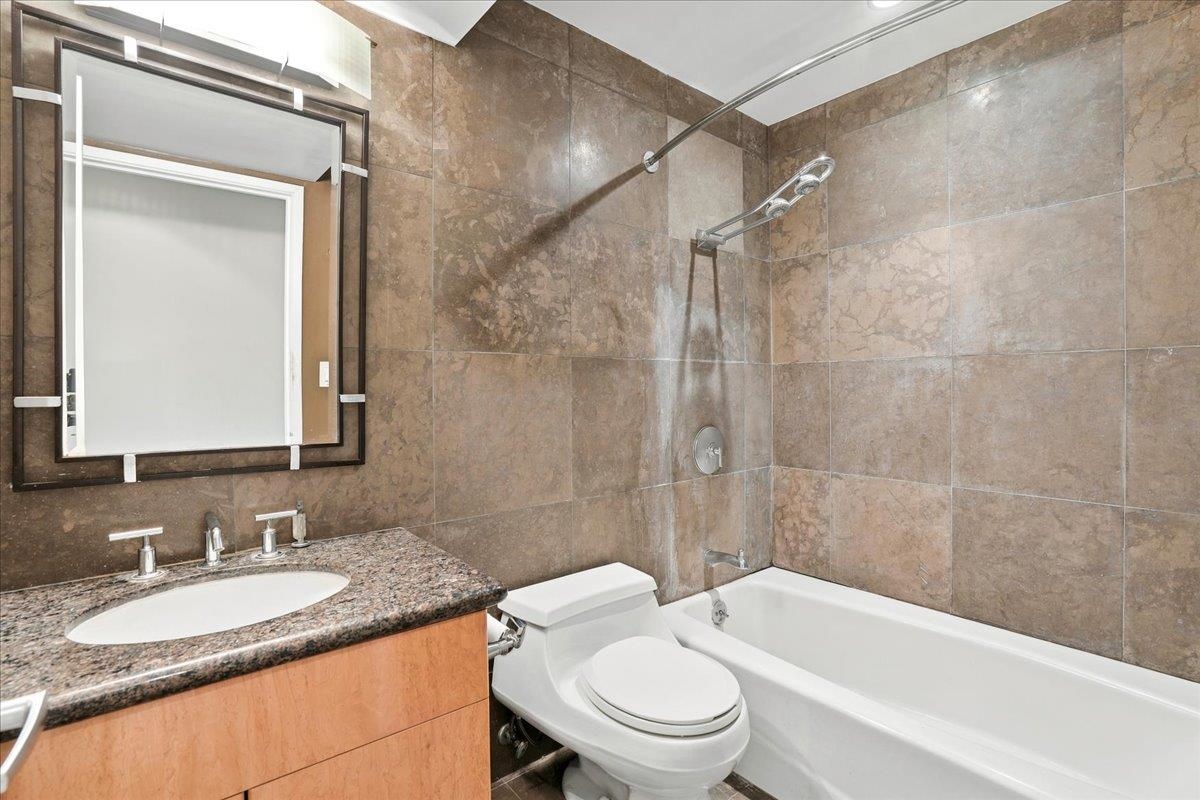 Parkview Square condo # 407, Wailuku, Hawaii - photo 12 of 46