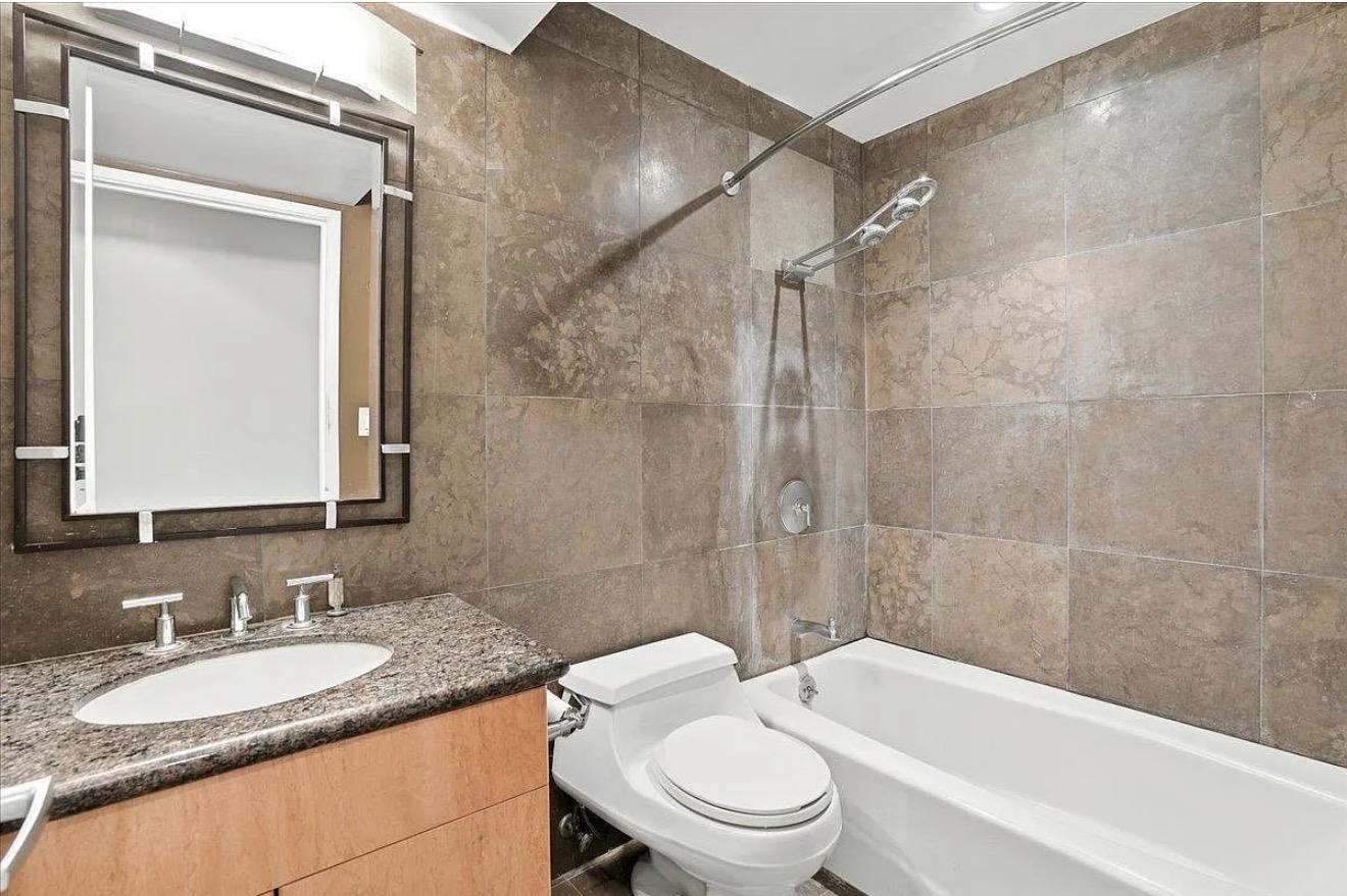 Parkview Square condo # 407, Wailuku, Hawaii - photo 10 of 13