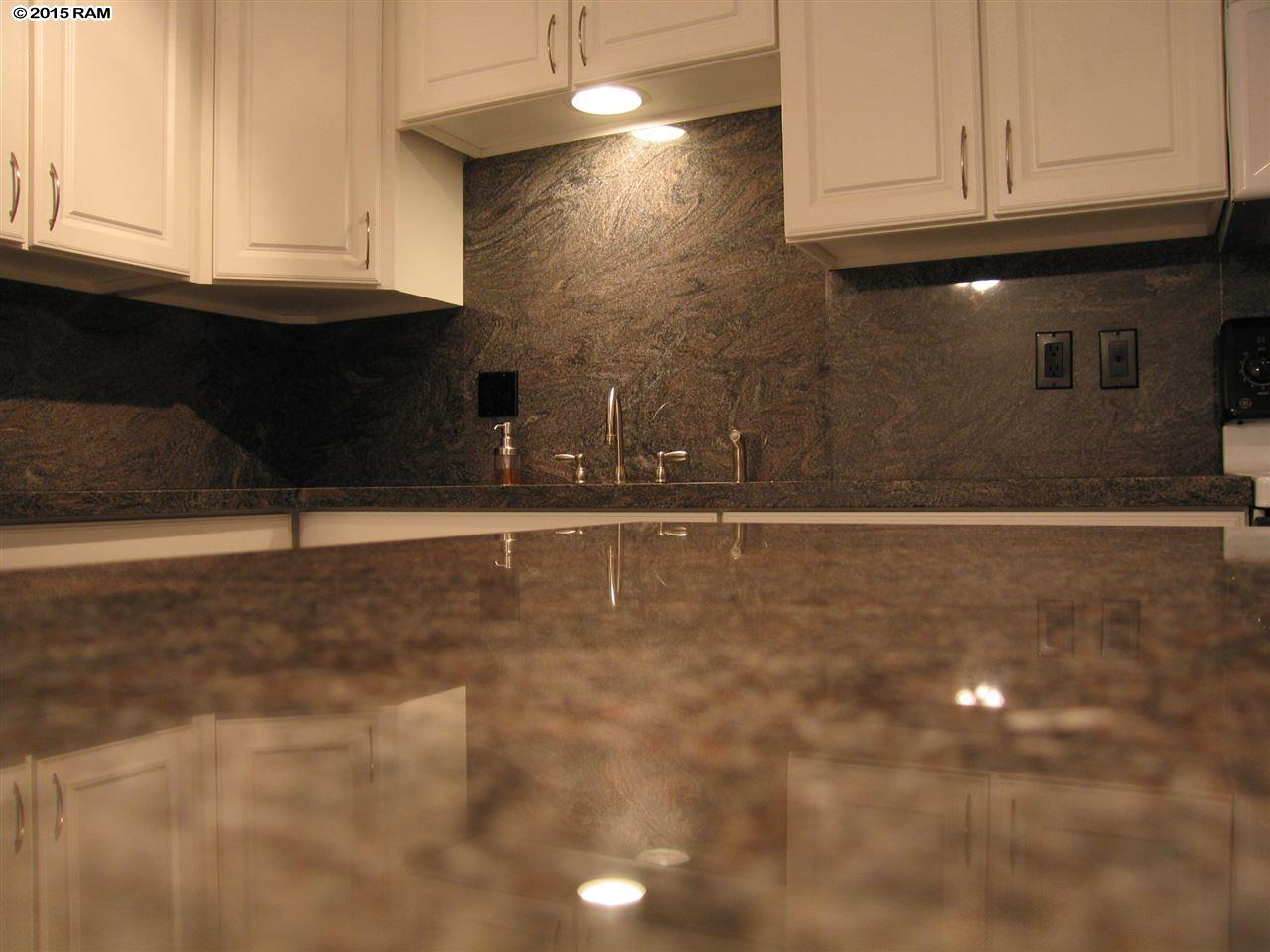 Parkview Square condo # 503, Wailuku, Hawaii - photo 2 of 11