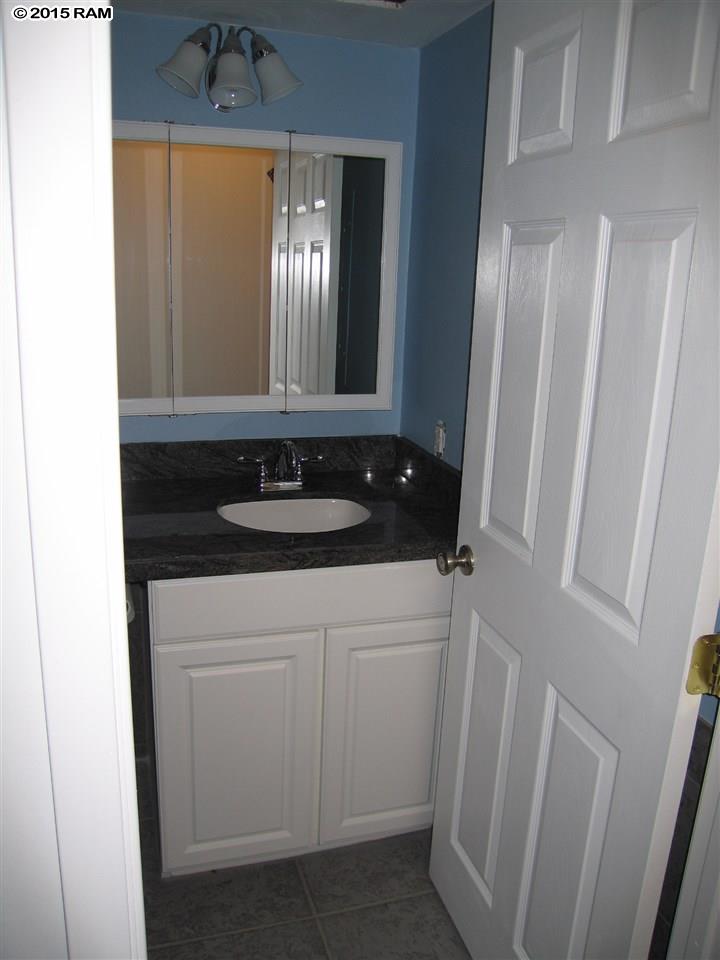 Parkview Square condo # 503, Wailuku, Hawaii - photo 6 of 11