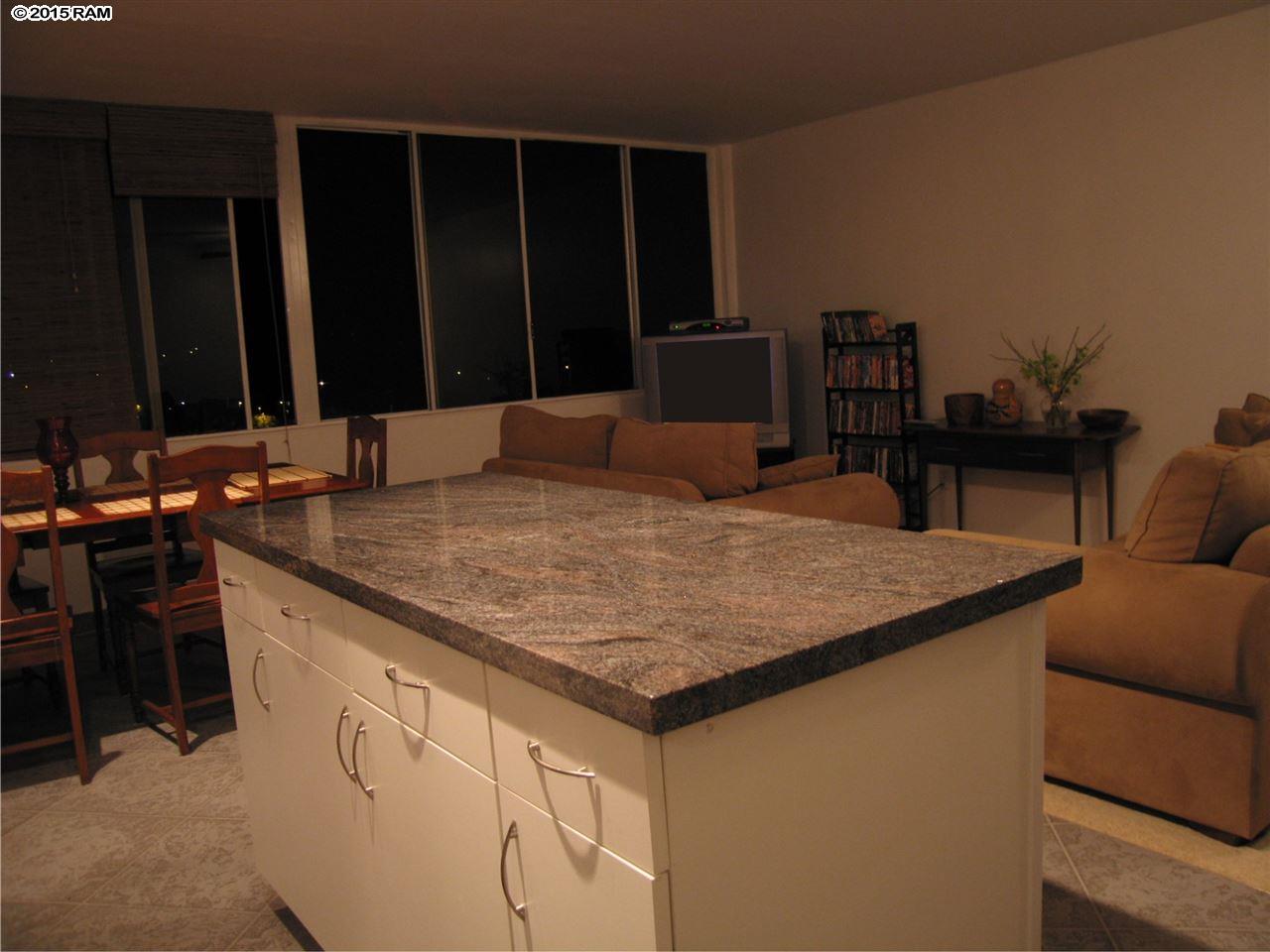 Parkview Square condo # 503, Wailuku, Hawaii - photo 7 of 11