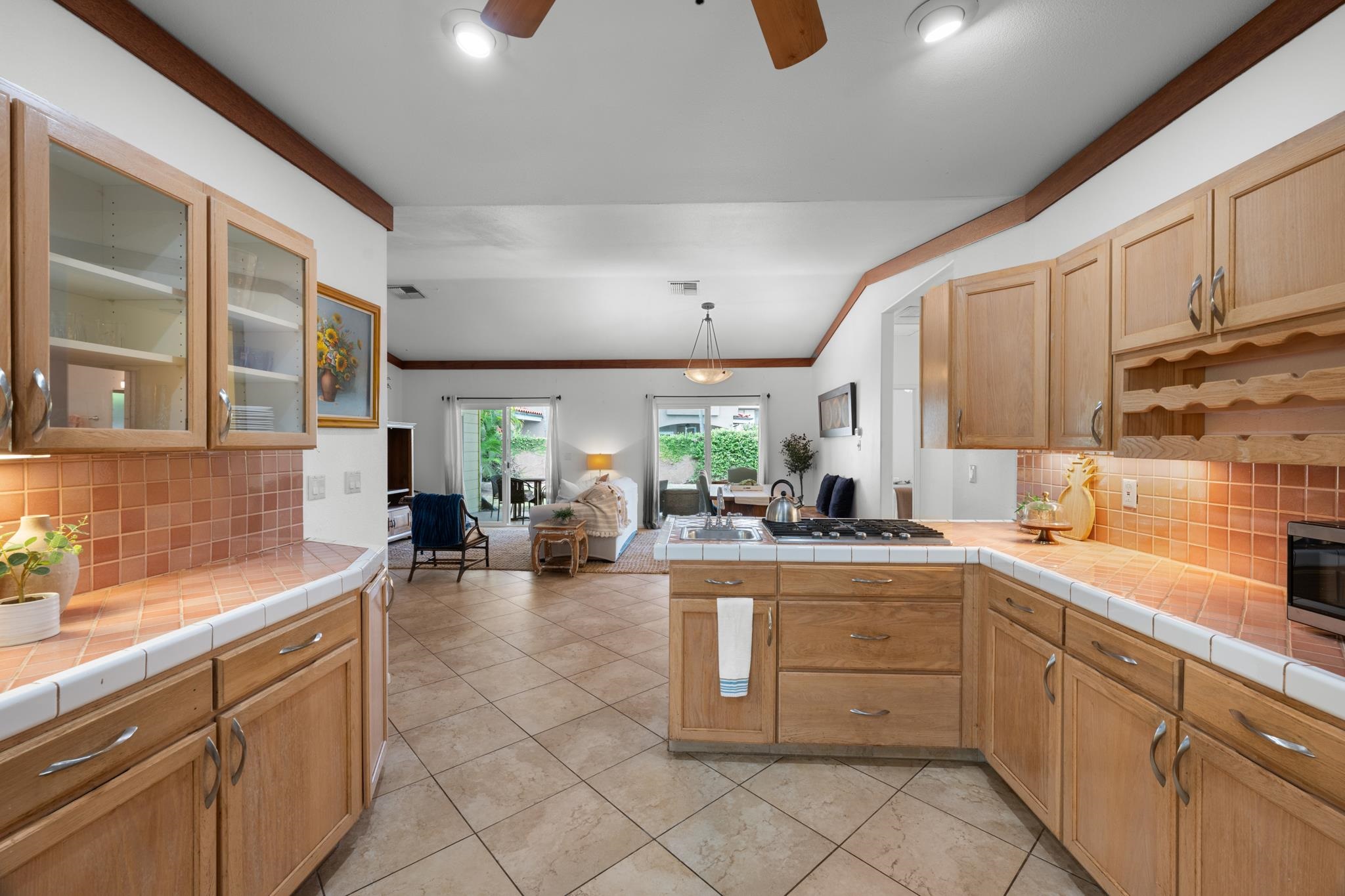 1133  Front St Lahaina Town, Lahaina home - photo 11 of 50