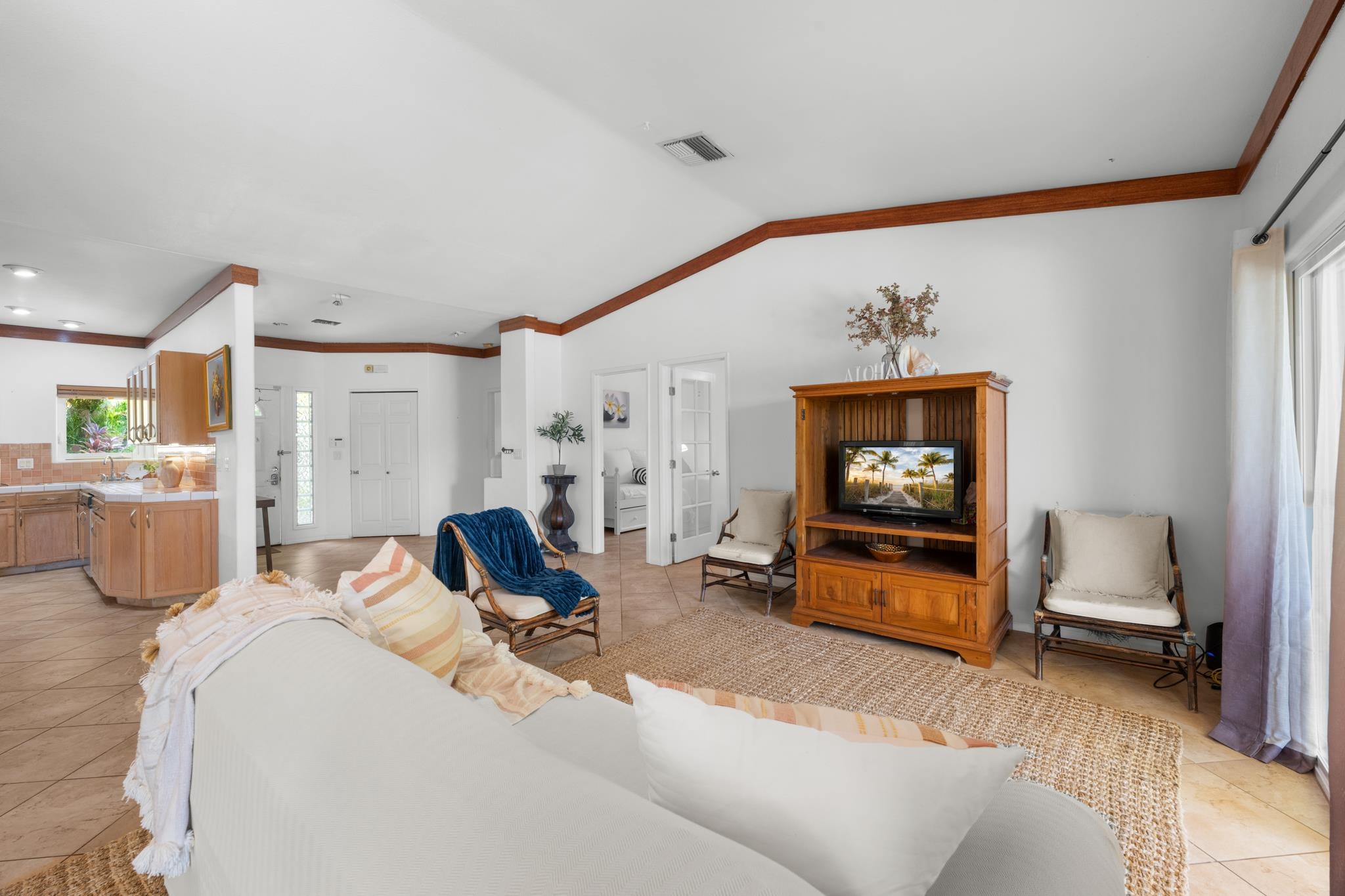 1133  Front St Lahaina Town, Lahaina home - photo 8 of 50