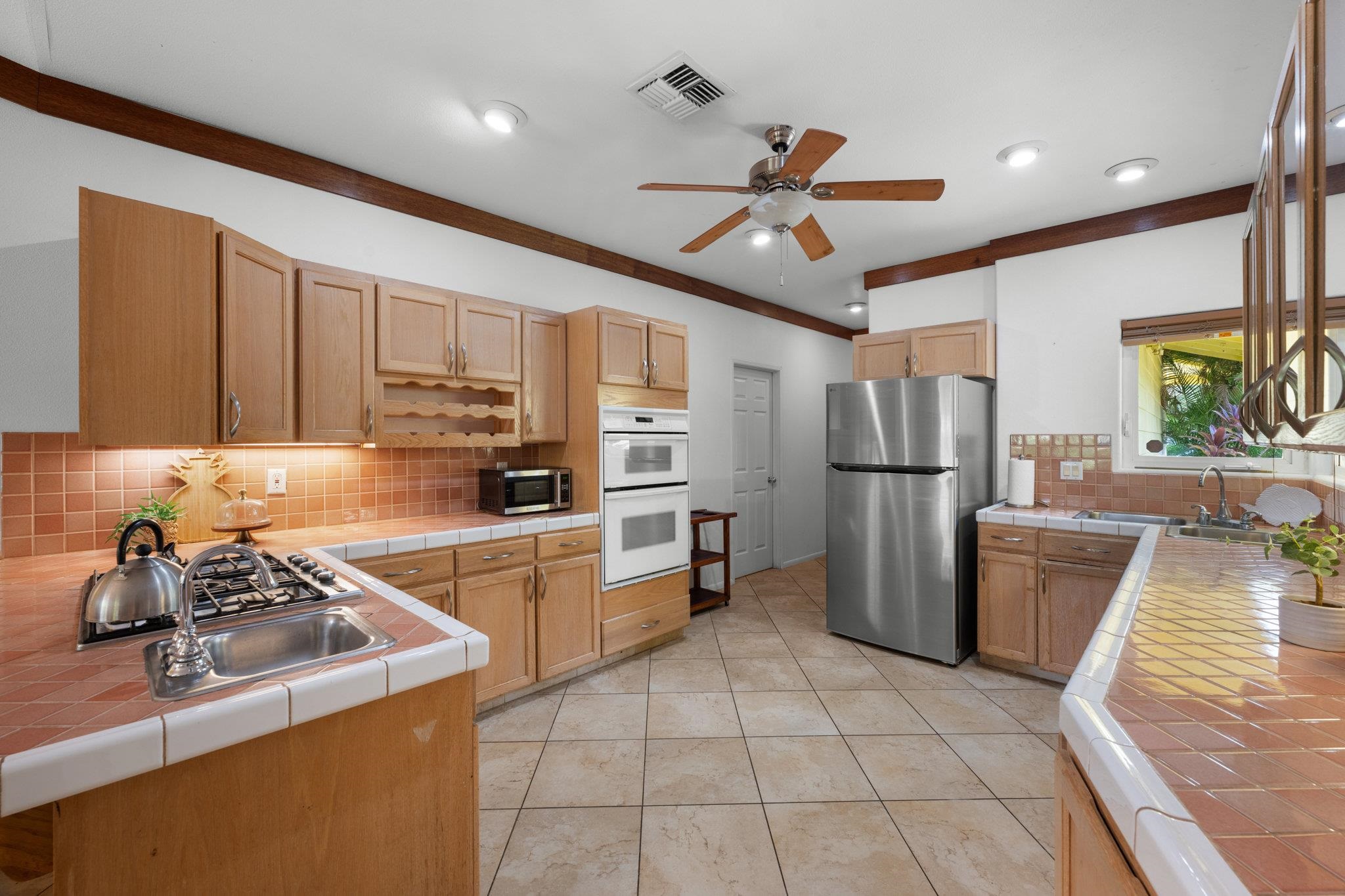 1133  Front St Lahaina Town, Lahaina home - photo 13 of 47