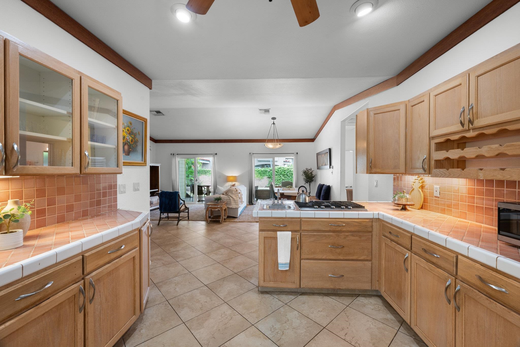 1133  Front St Lahaina Town, Lahaina home - photo 14 of 47