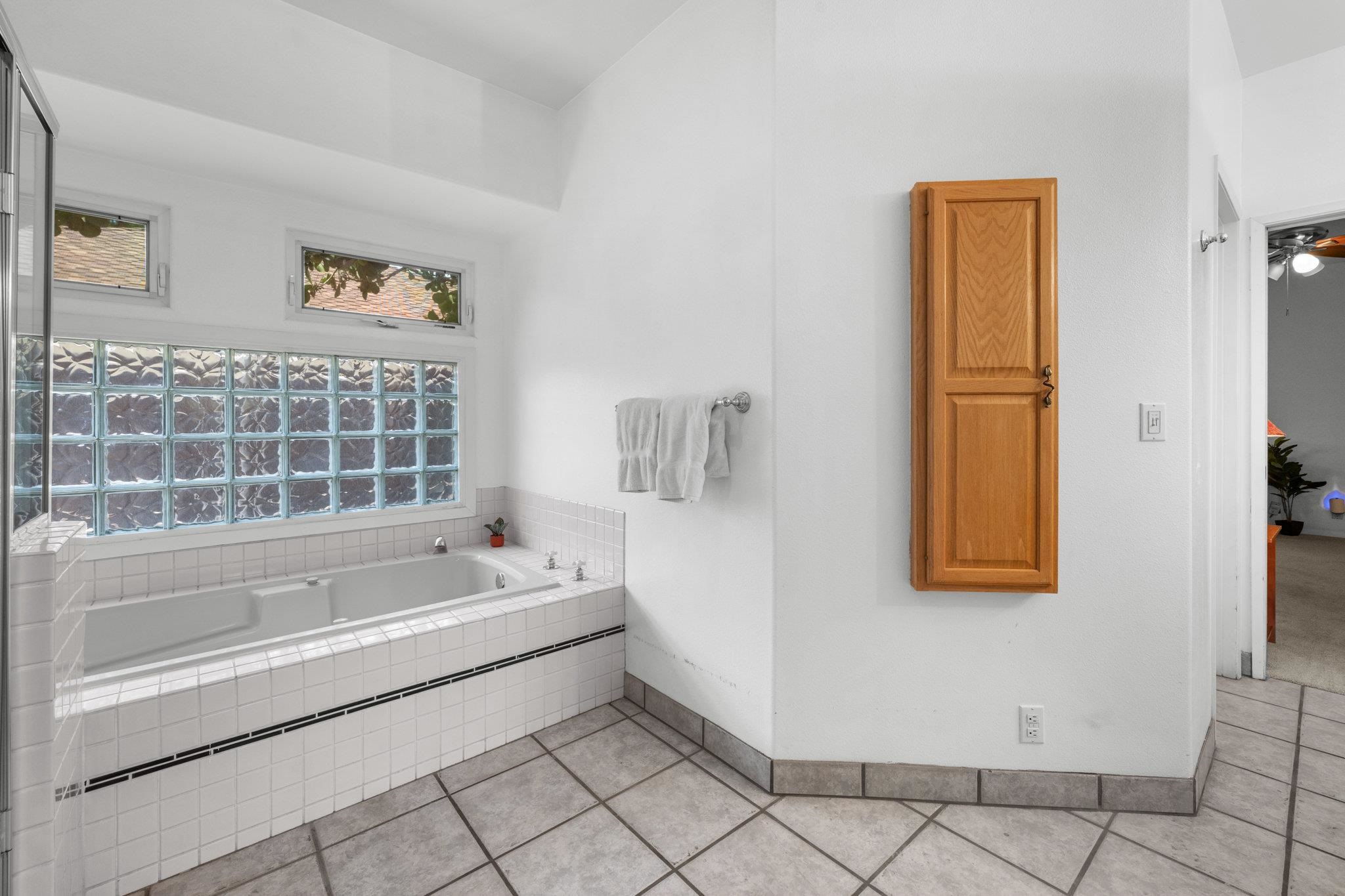 1133  Front St Lahaina Town, Lahaina home - photo 23 of 50