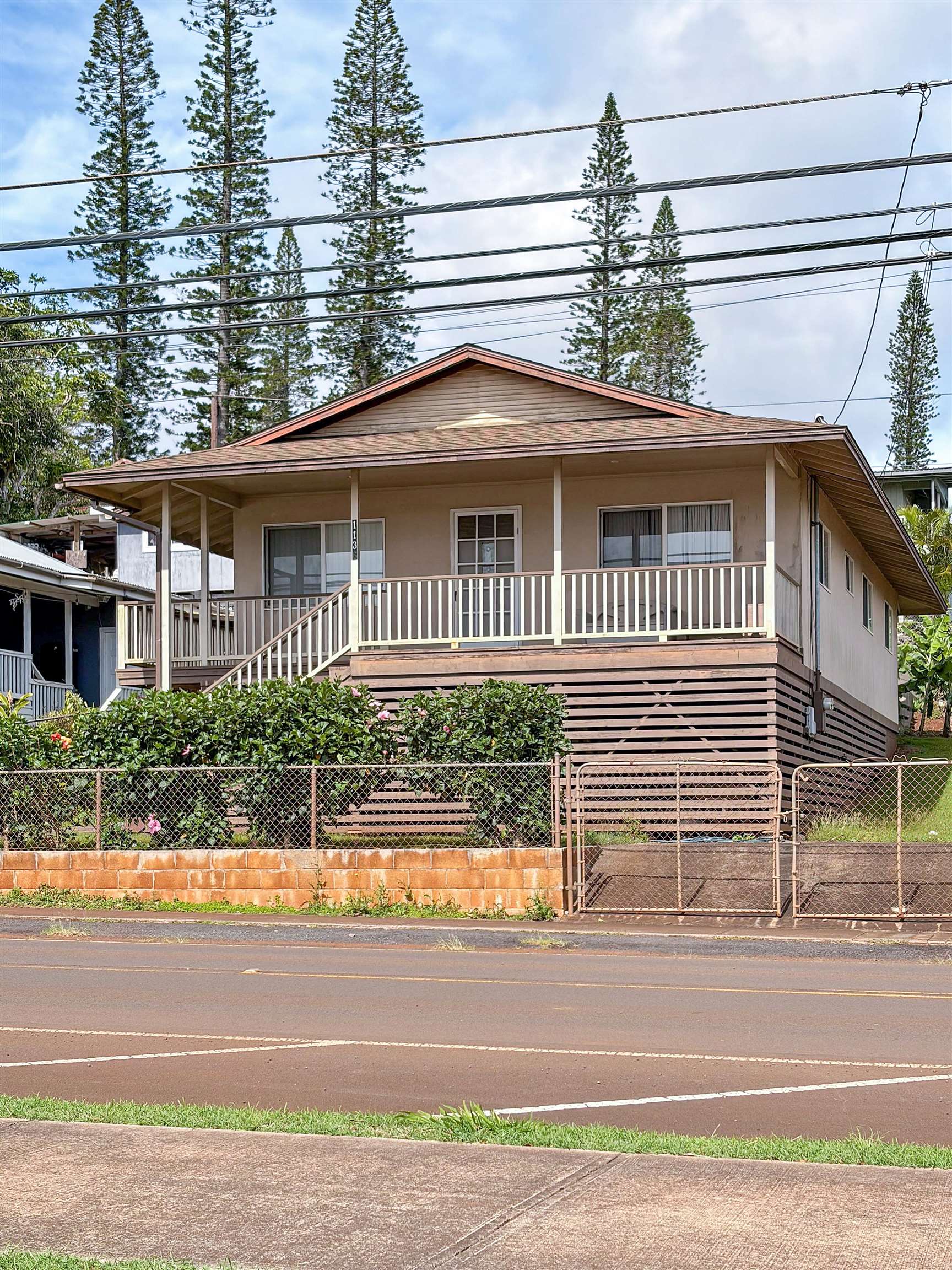 1136  Fraser Ave ,  home - photo 1 of 12