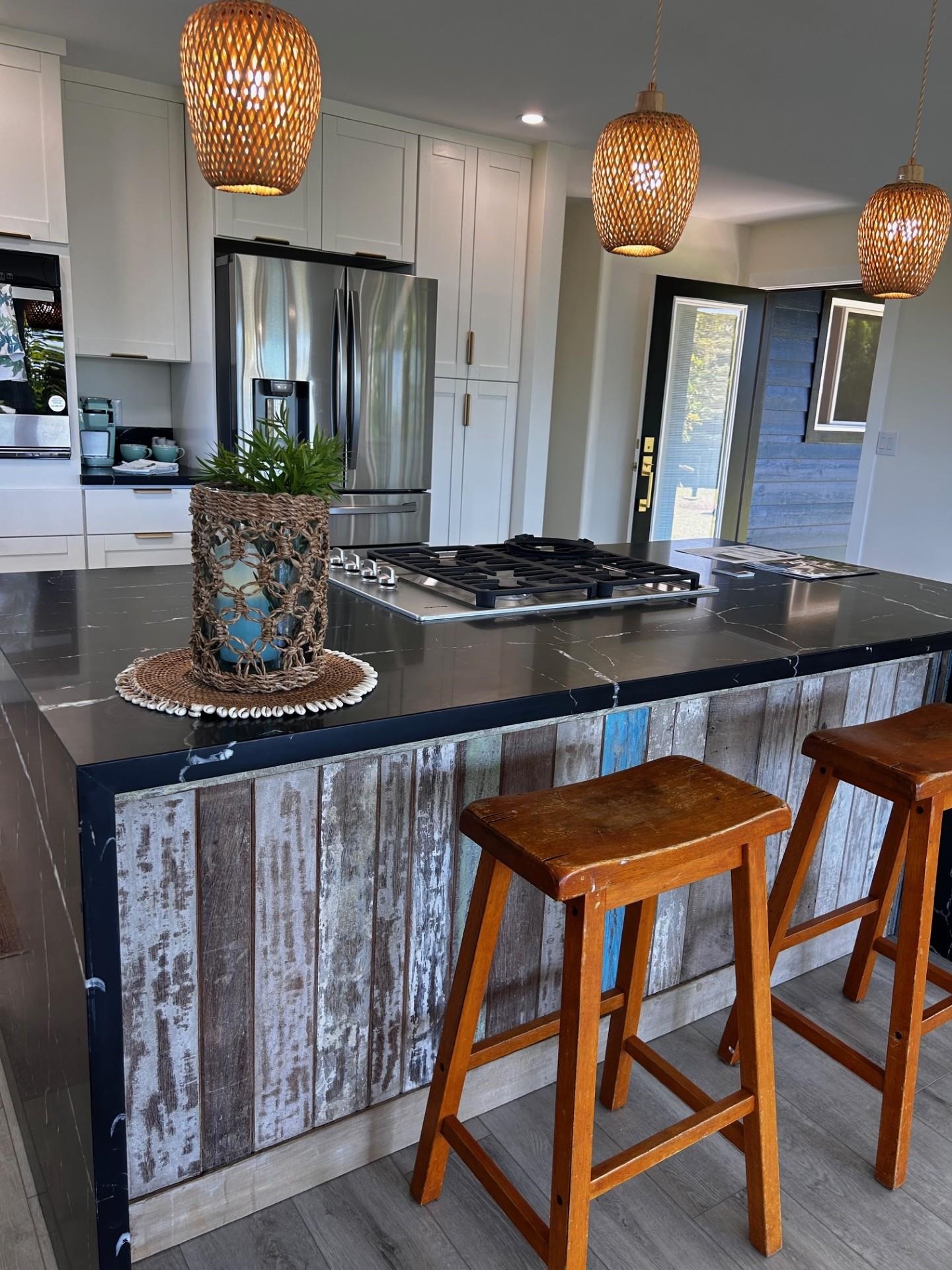 1139  Kauhikoa Rd , Haiku home - photo 4 of 42