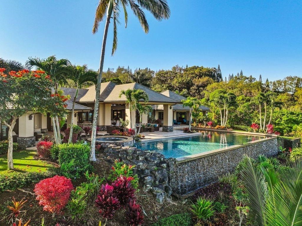 114  Keoawa St Plantation Estates, Kapalua home - photo 6 of 50
