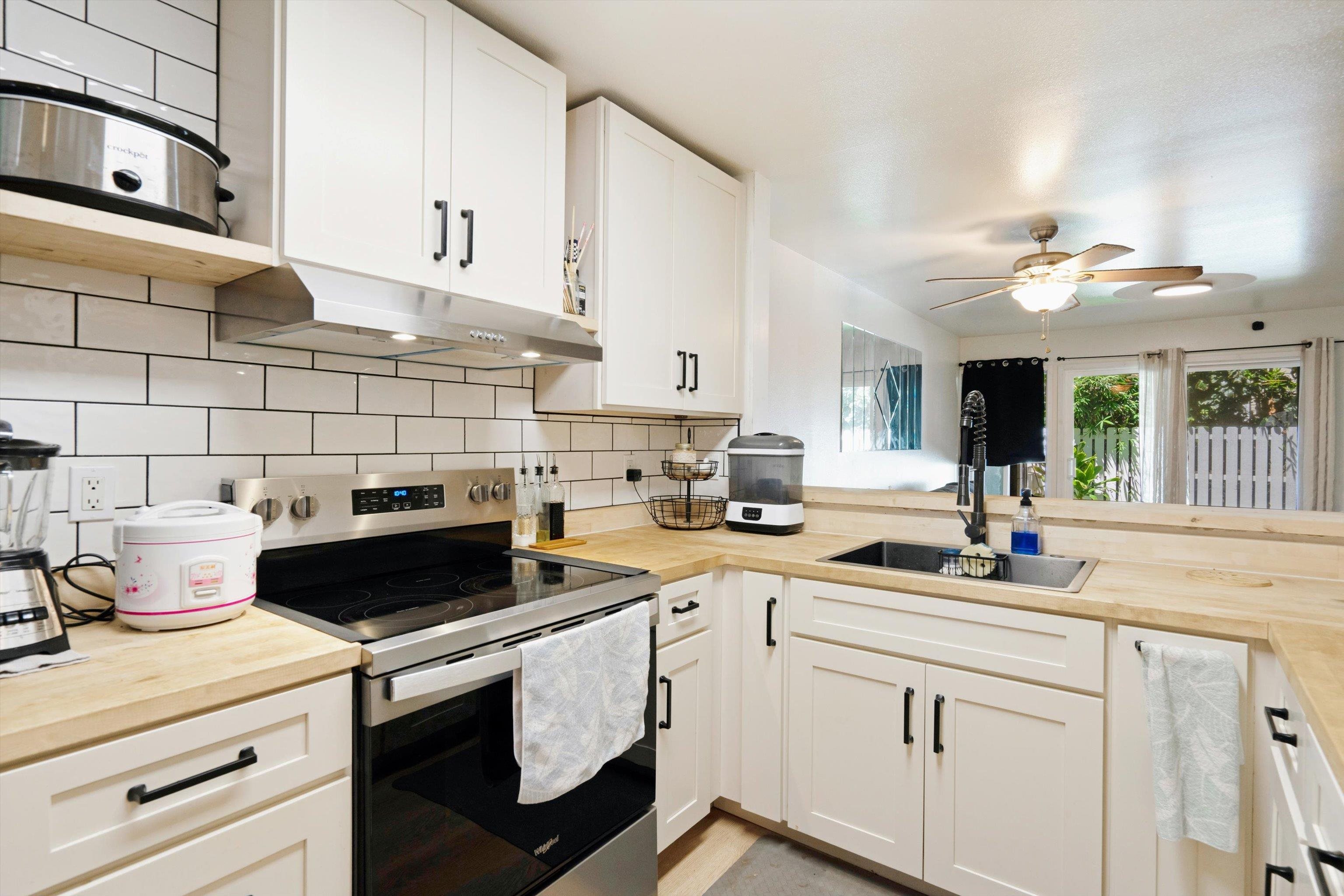 Iao Parkside III condo # 30-102, Wailuku, Hawaii - photo 3 of 39