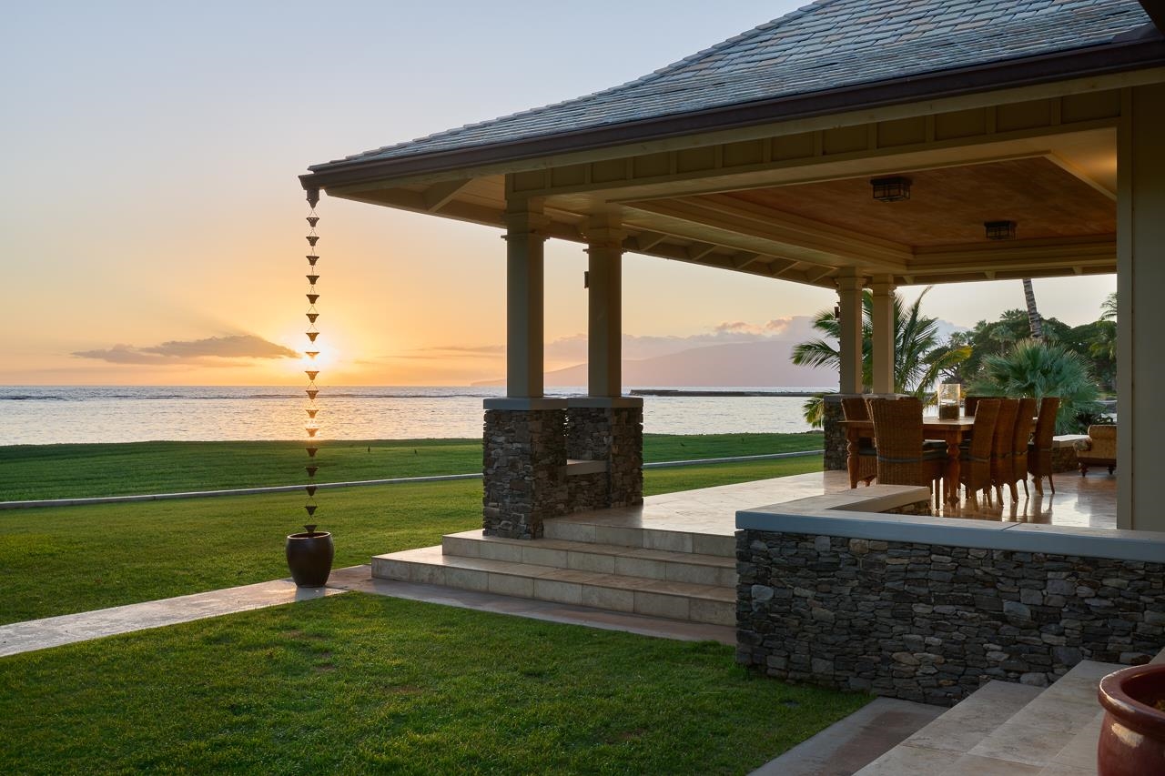 11499  Honoapiilani Hwy , Olowalu home - photo 2 of 49