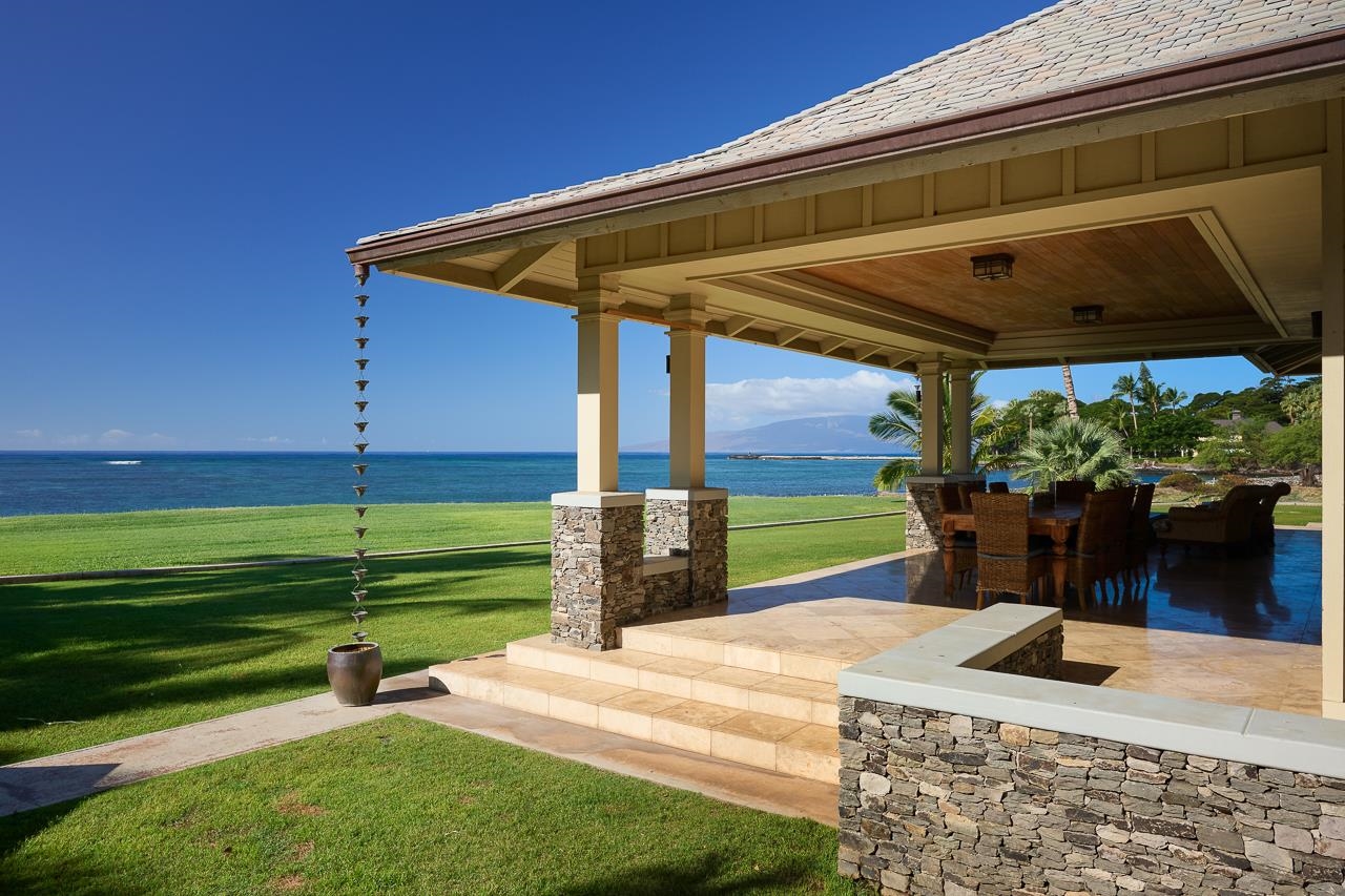 11499  Honoapiilani Hwy , Olowalu home - photo 3 of 49