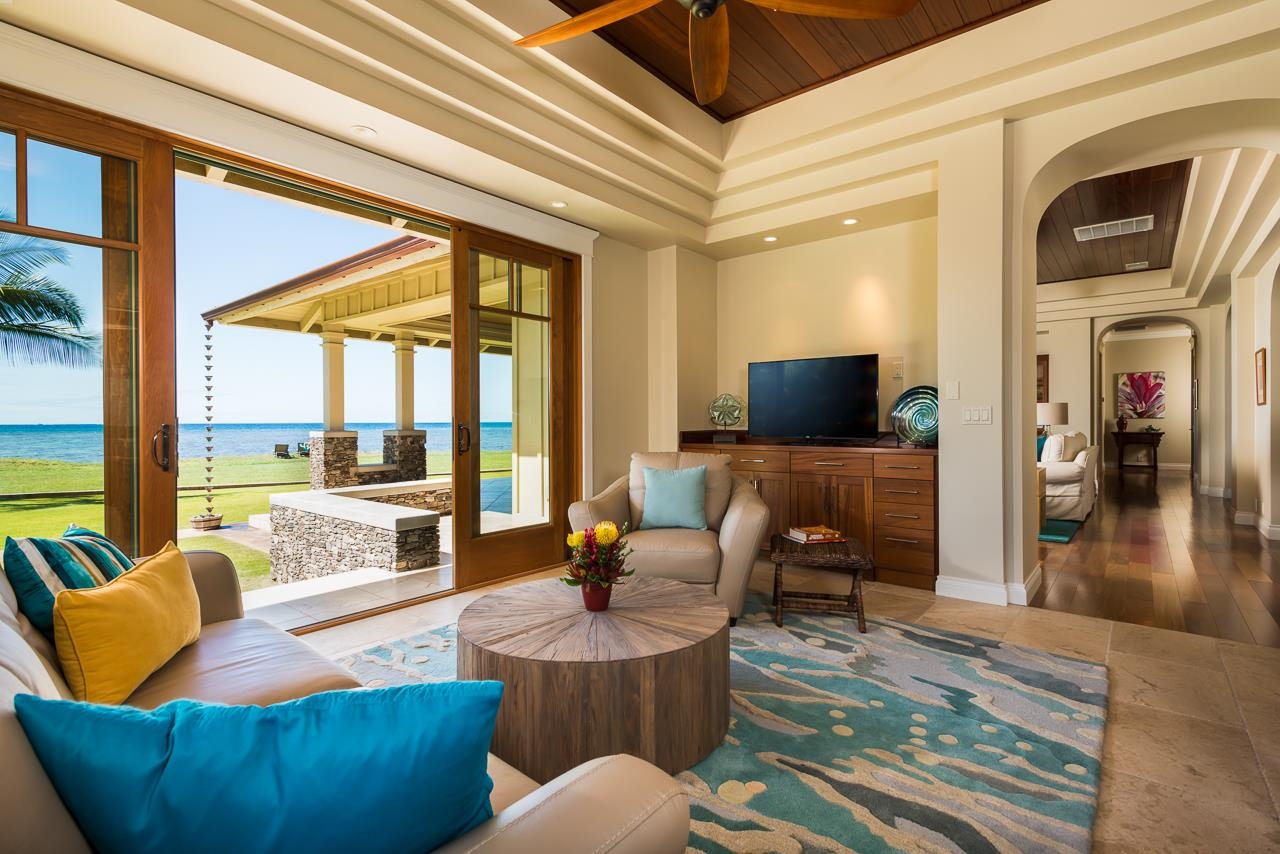 11499  Honoapiilani Hwy , Olowalu home - photo 9 of 49