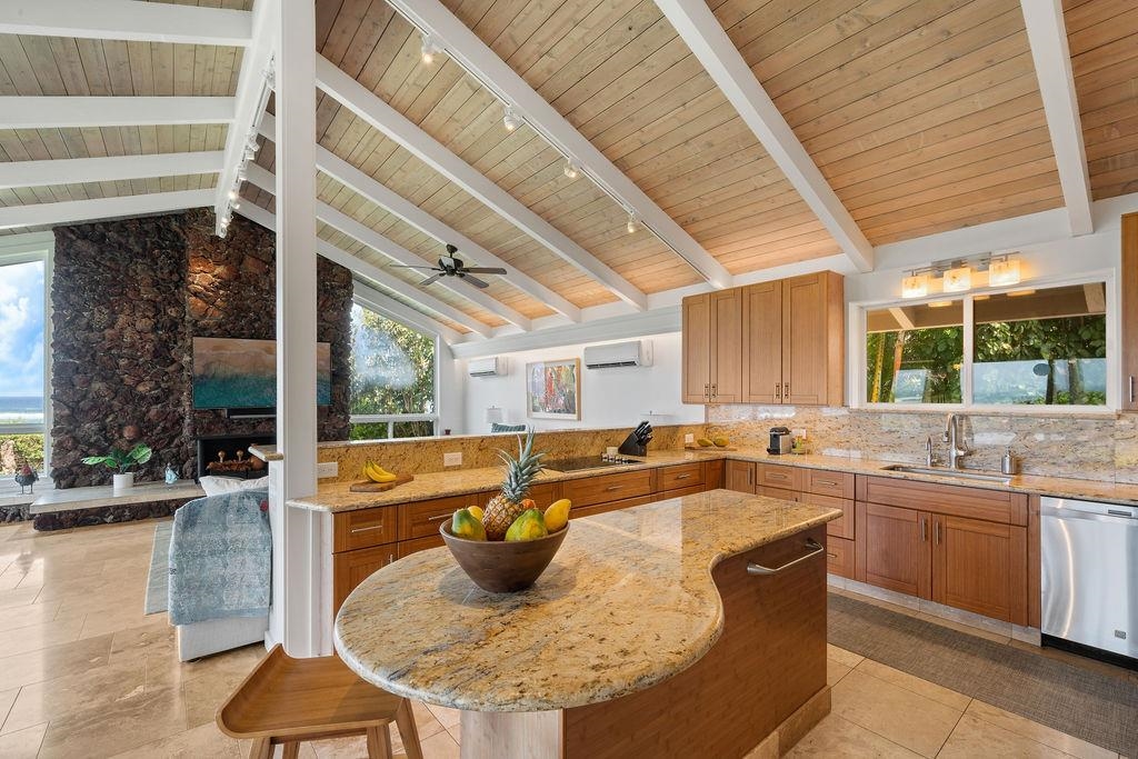 115  Aleiki Pl Kuau Point, Spreckelsville/Paia/Kuau home - photo 18 of 46