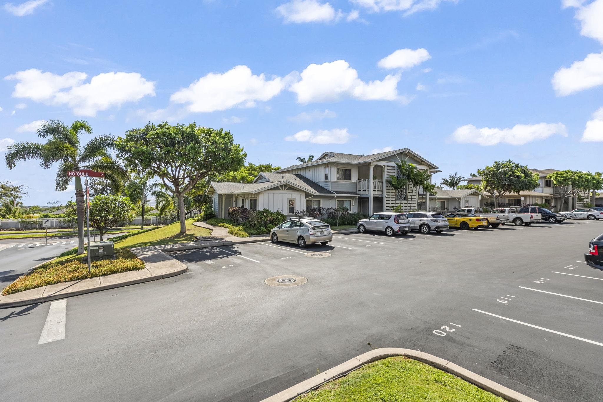 Hoolea Terrace at Kehalani condo # 606, Wailuku, Hawaii - photo 36 of 37