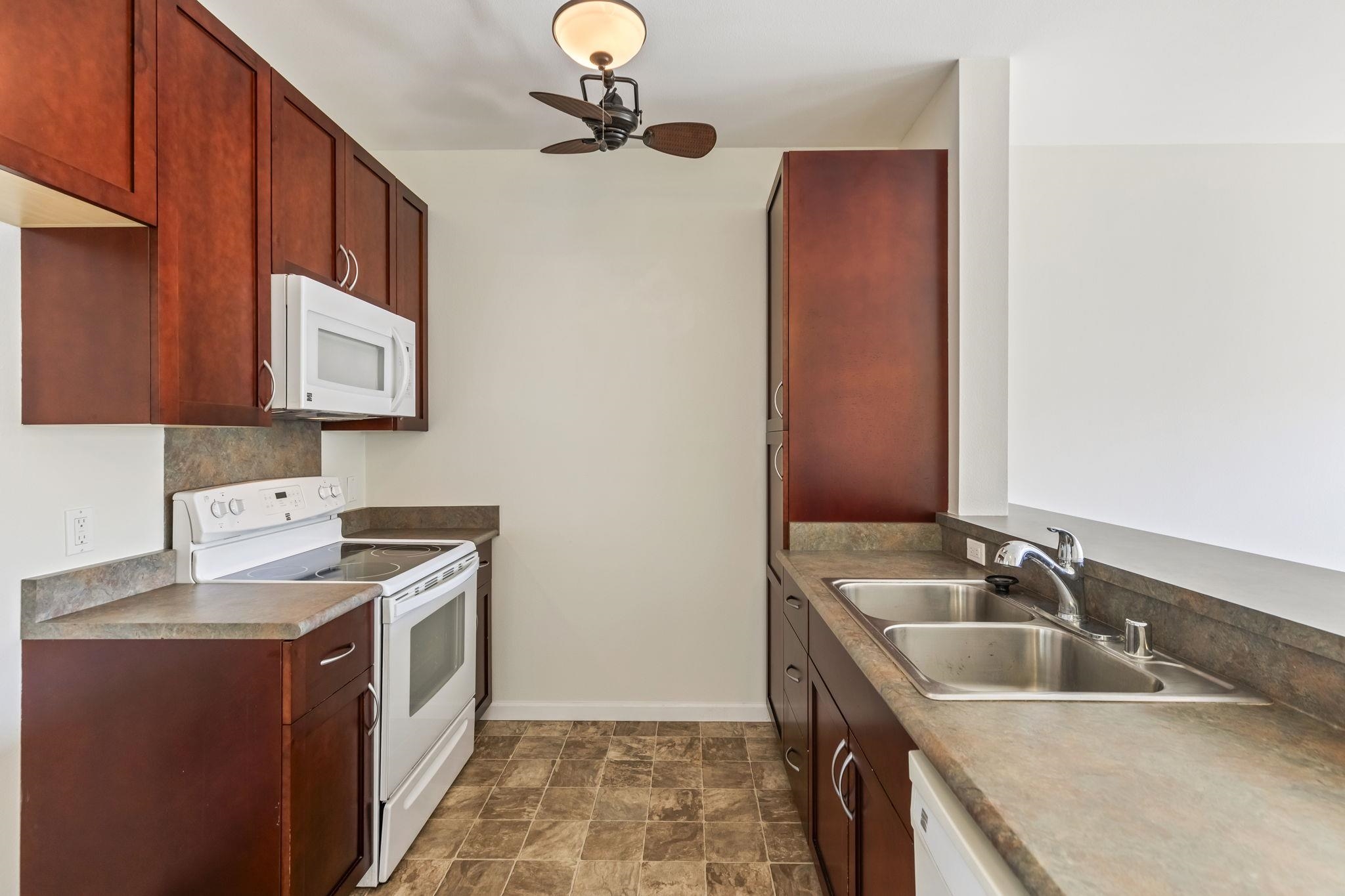 Hoolea Terrace at Kehalani condo # 606, Wailuku, Hawaii - photo 8 of 37