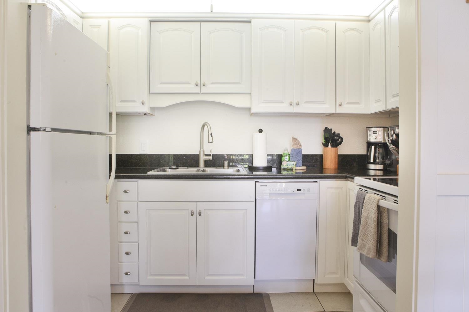 Kihei Sands condo # A3, Kihei, Hawaii - photo 8 of 21