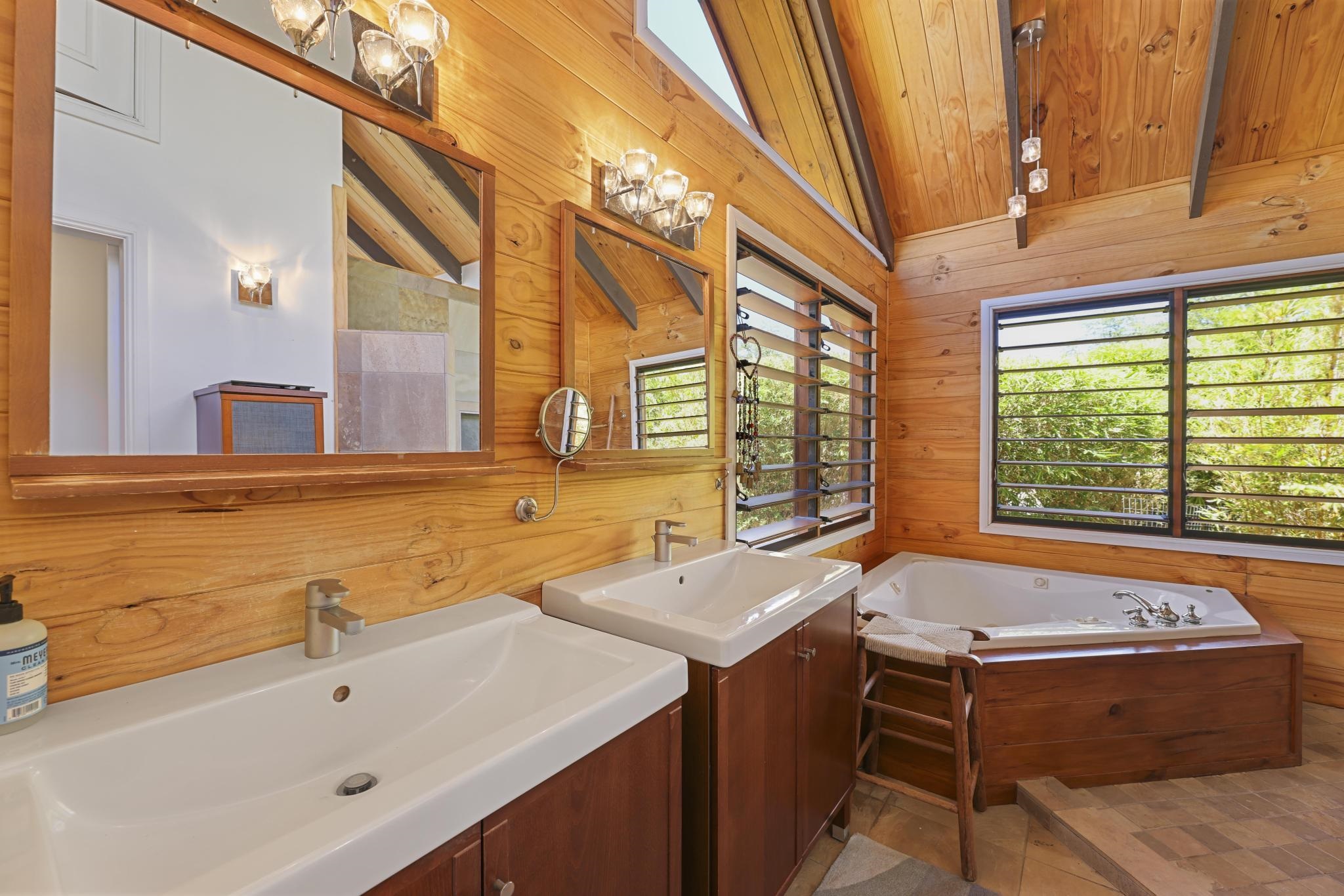 115  Ulua Rd Kawela Plantation, Molokai home - photo 10 of 50