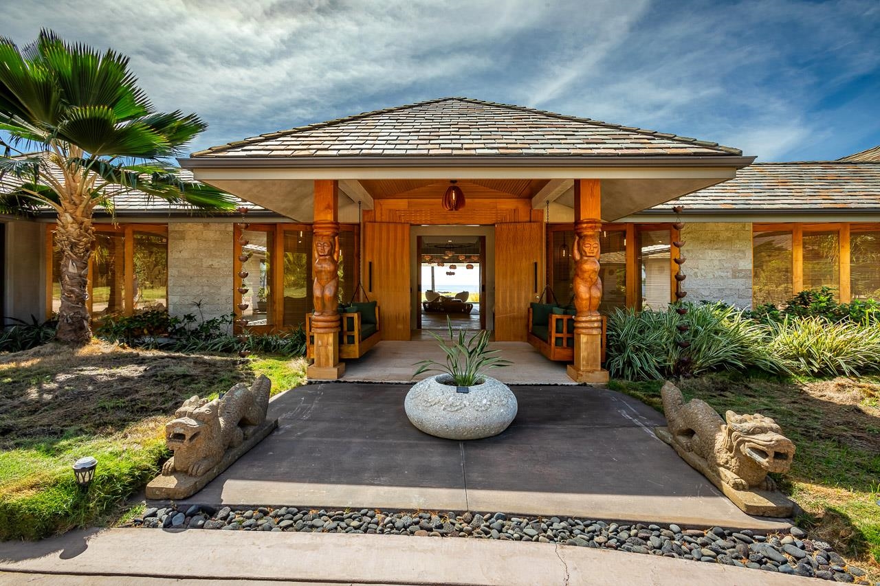 11505  Honoapiilani Hwy Olowalu Village, Olowalu home - photo 11 of 49