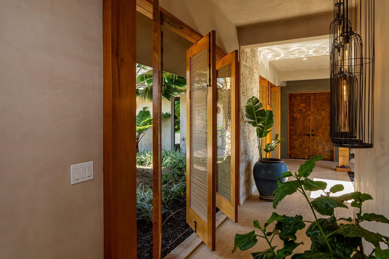 11505  Honoapiilani Hwy Olowalu Village, Olowalu home - photo 37 of 49