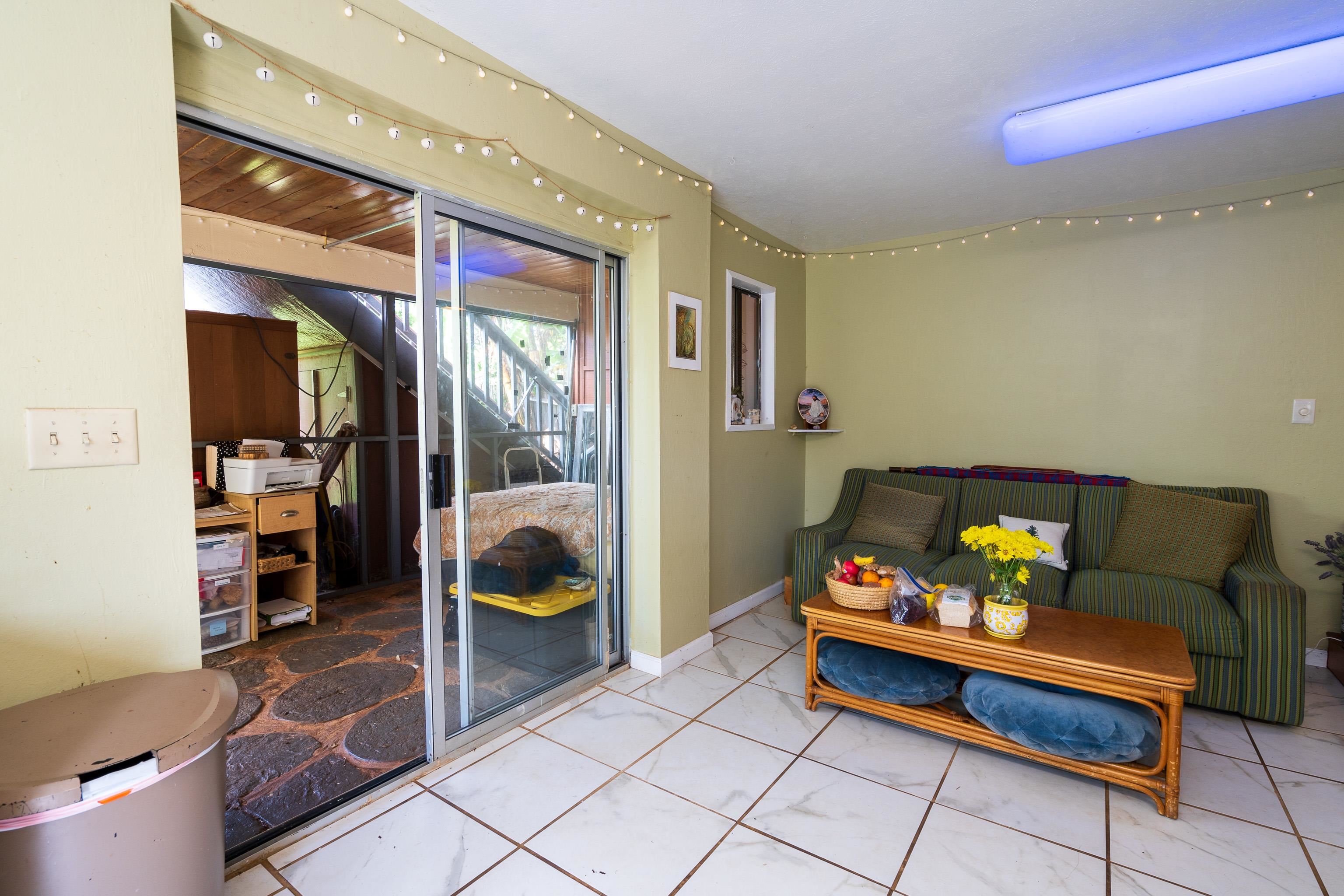 1151  Nakui St , Makawao/Olinda/Haliimaile home - photo 17 of 30