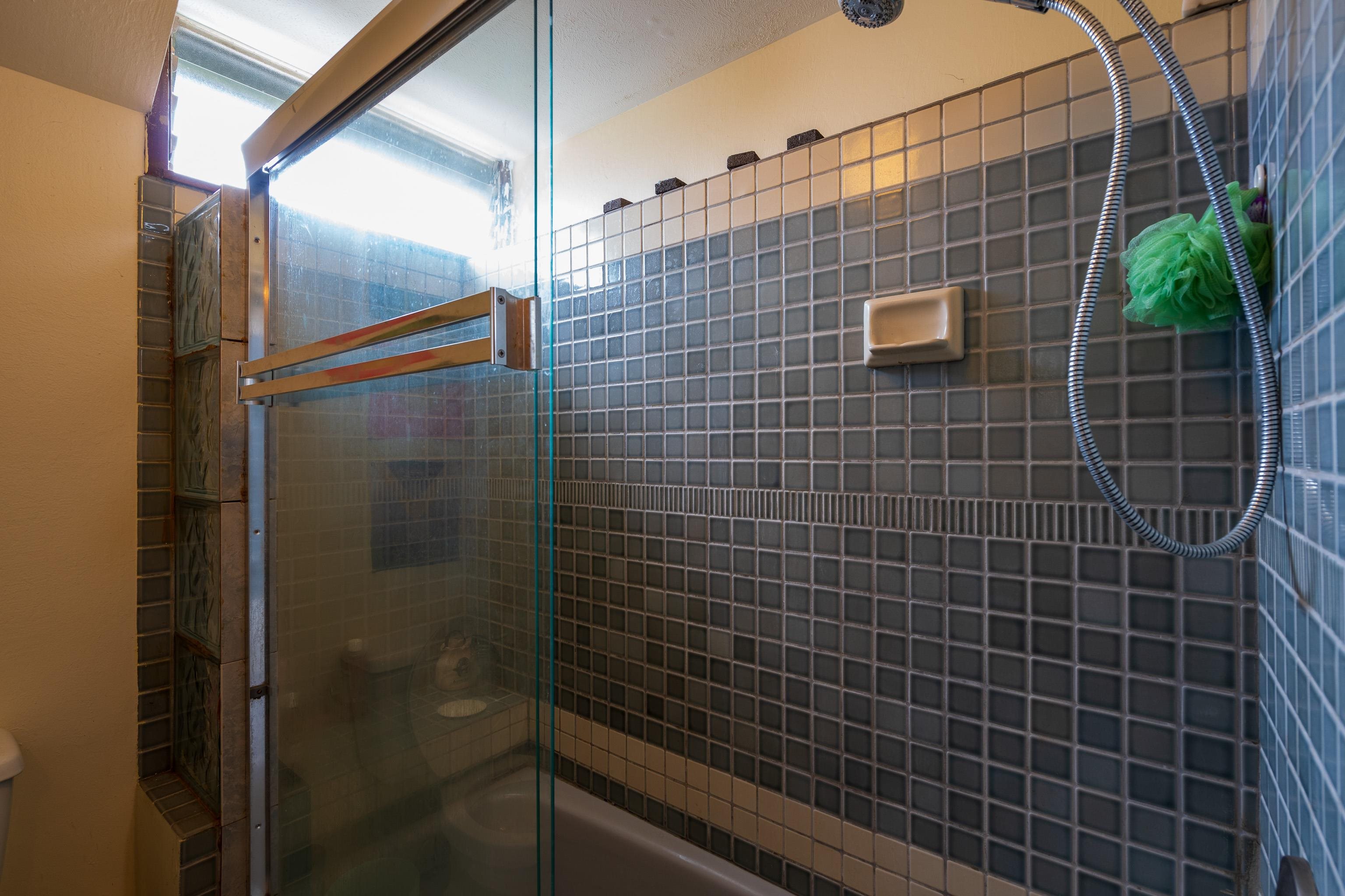 1151  Nakui St , Makawao/Olinda/Haliimaile home - photo 19 of 30